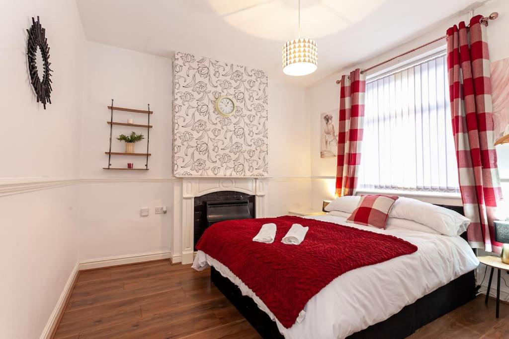 Four-Bedroom House photo 1