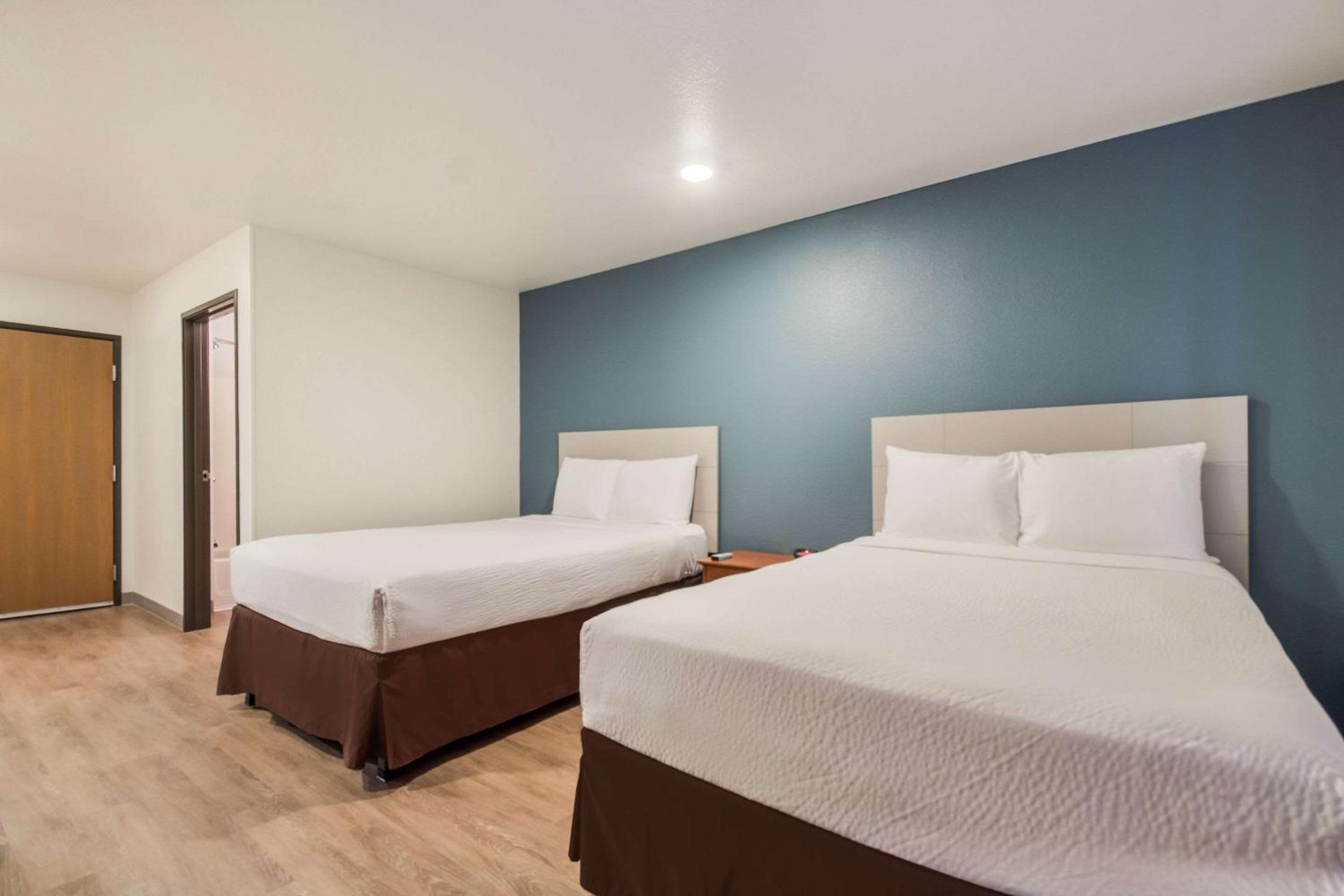 Double Room with Two Double Beds - Non-Smoking photo 1