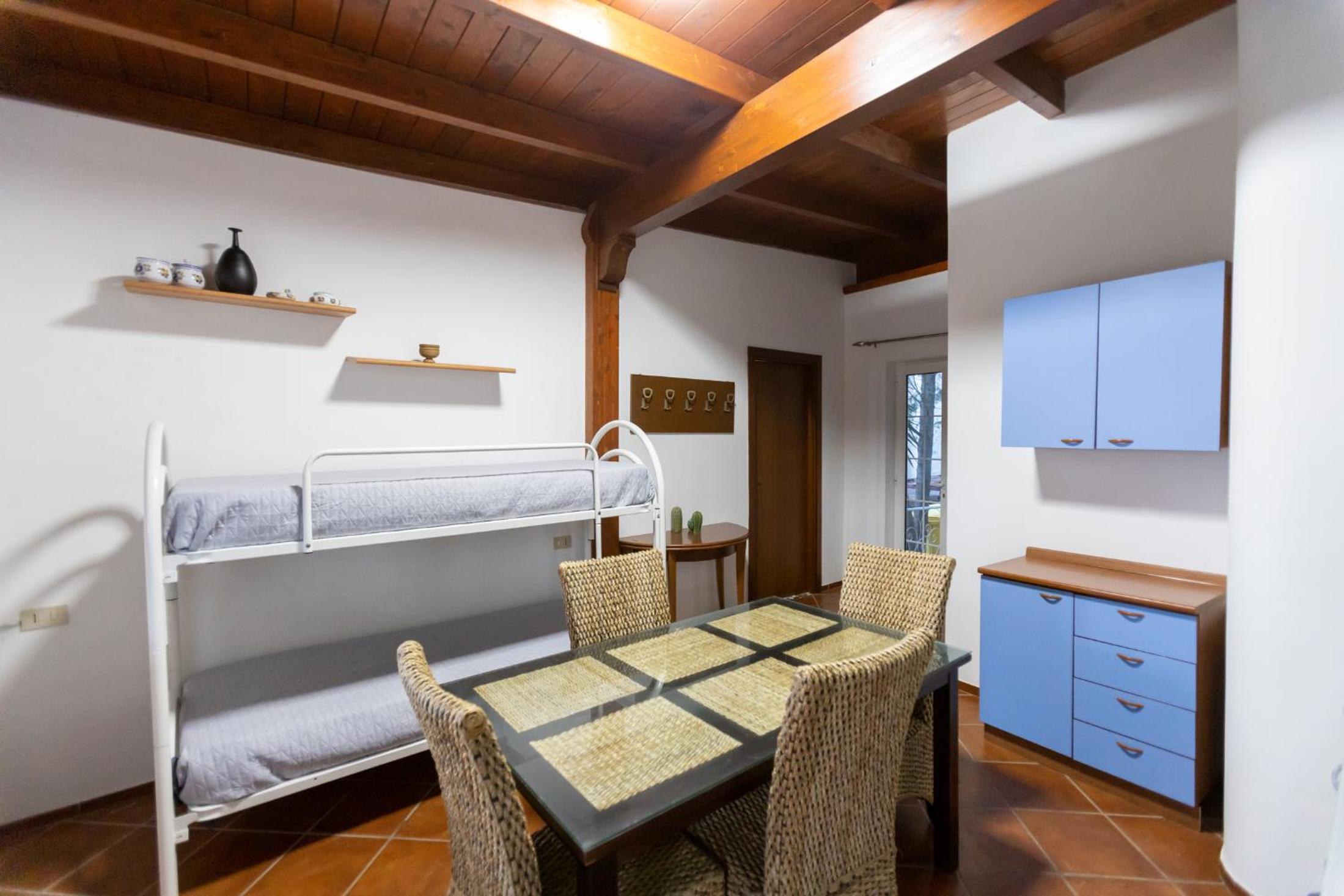Two-Bedroom Apartment (6 Adults)
