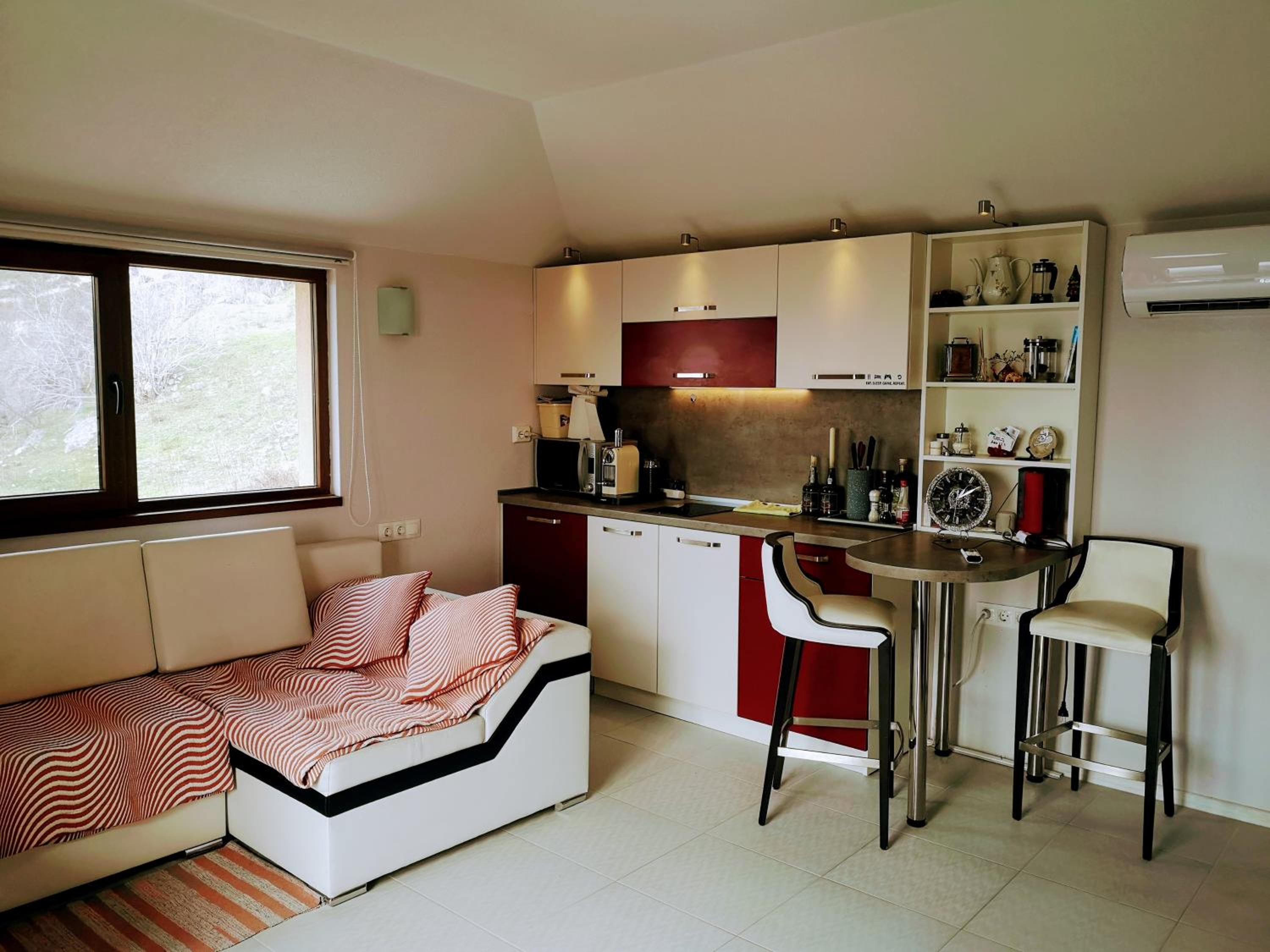 Two-Bedroom Apartment - Photo 23