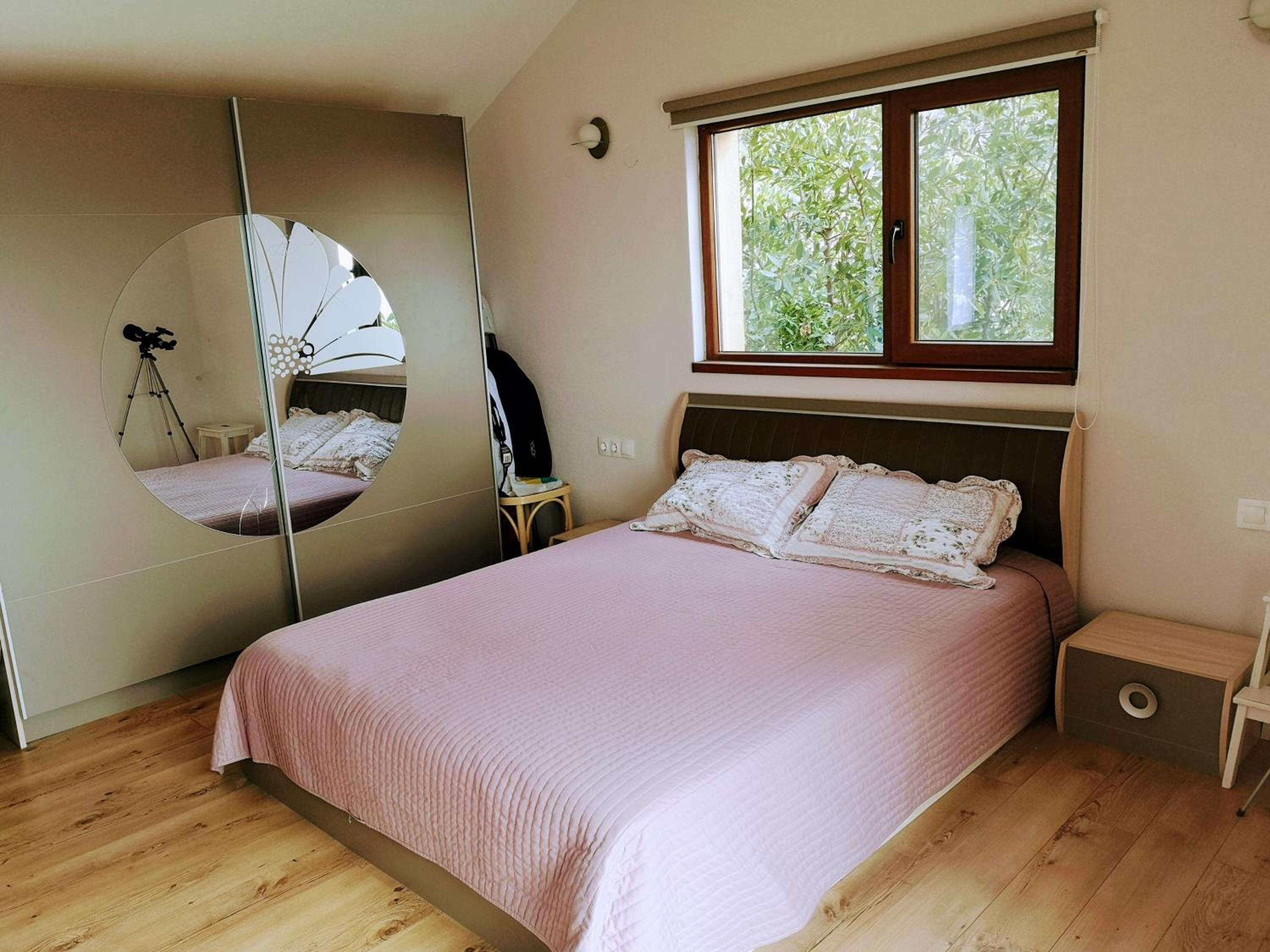 Two-Bedroom Apartment - Photo 21