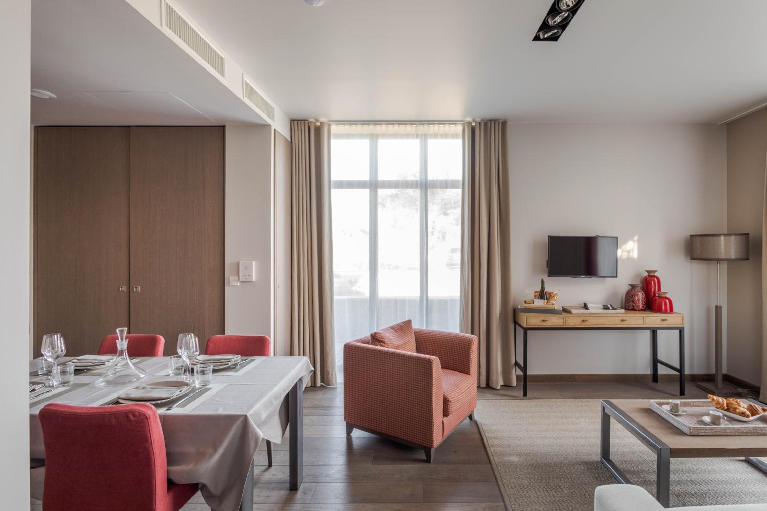 Superior Apartment (4 Adults) photo 1