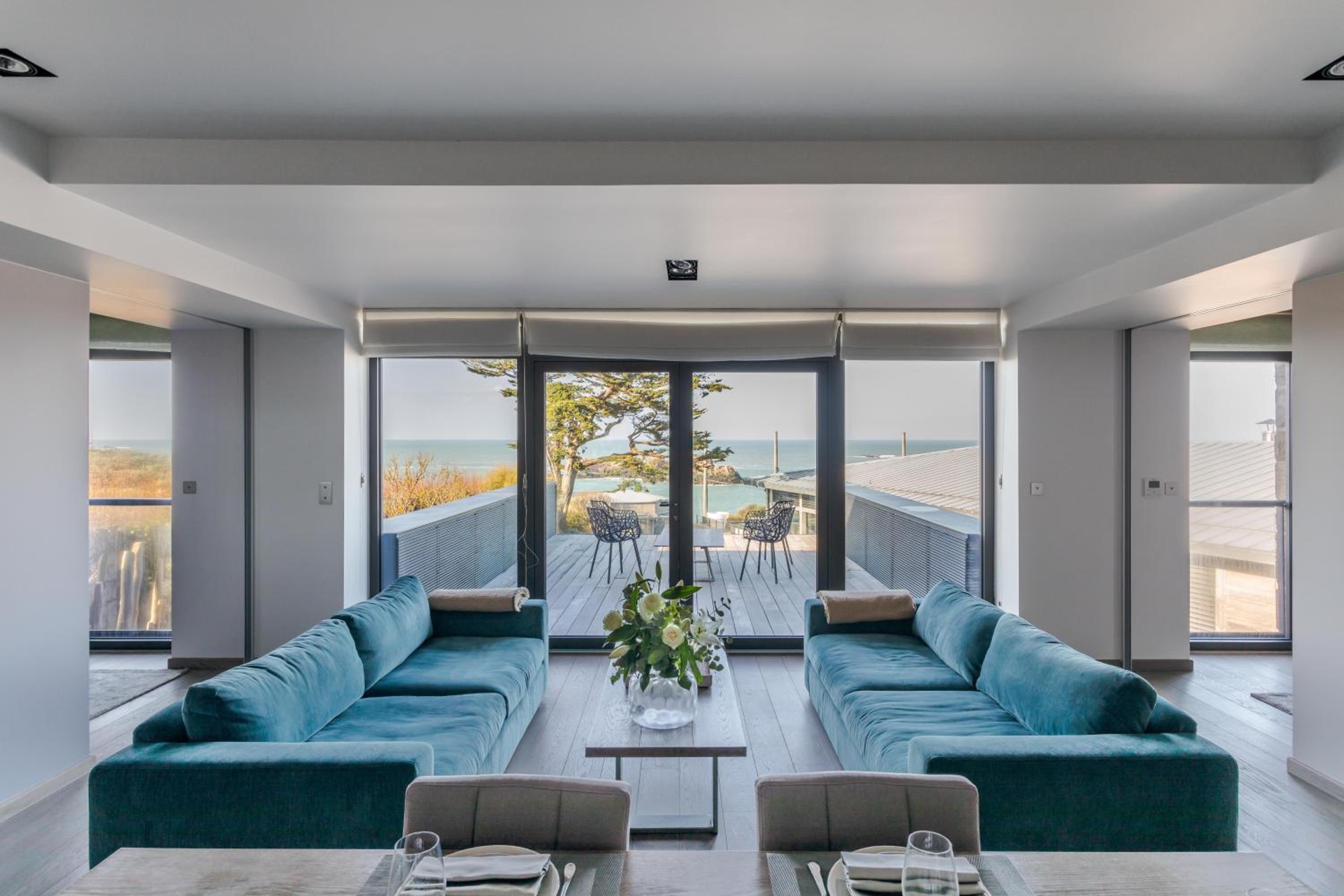 Deluxe Apartment with Sea View (4 Adults)  photo 2