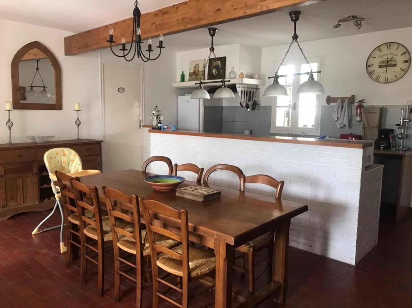 Three-Bedroom House photo 2