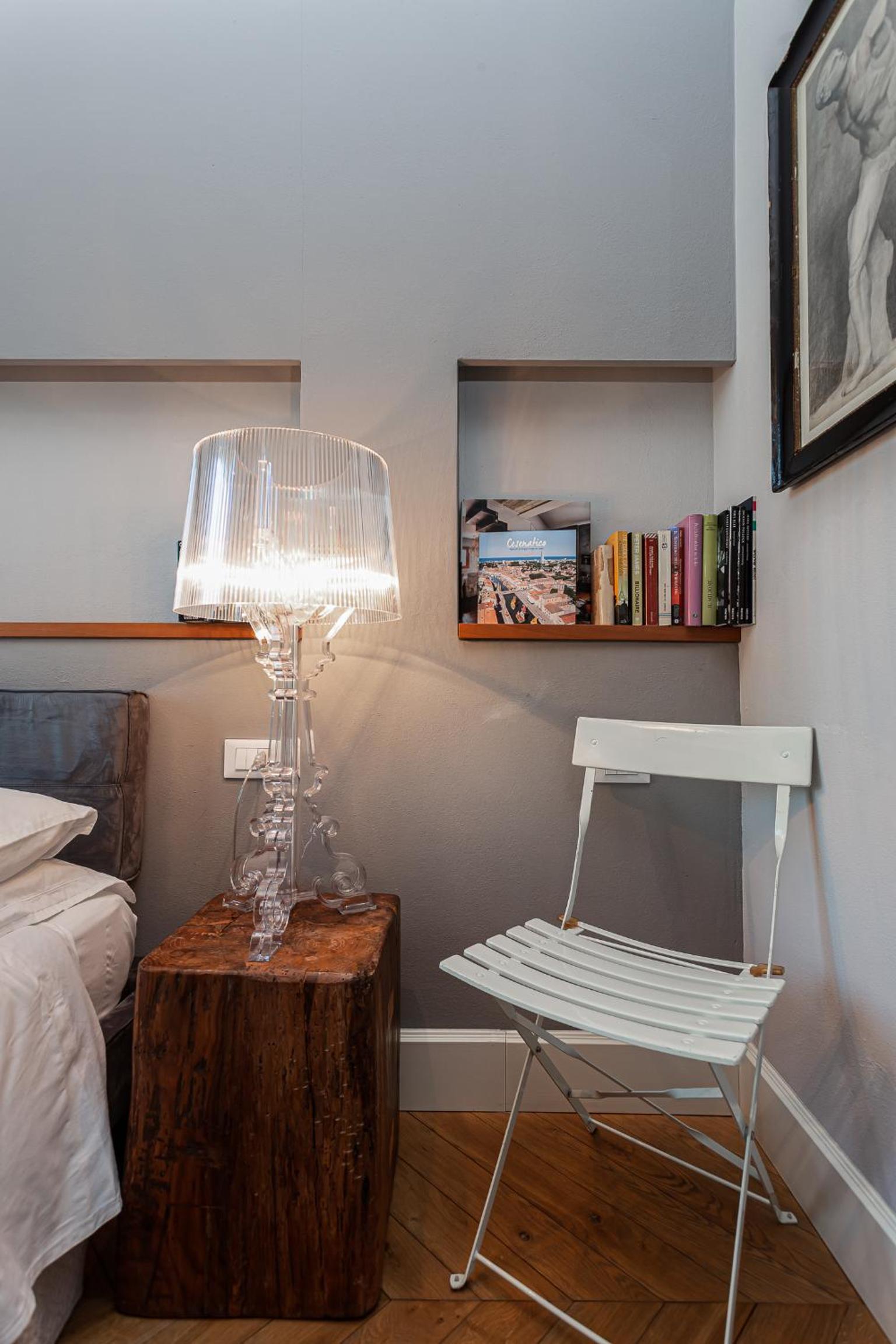 Superior Double Room with Balcony - Photo 11