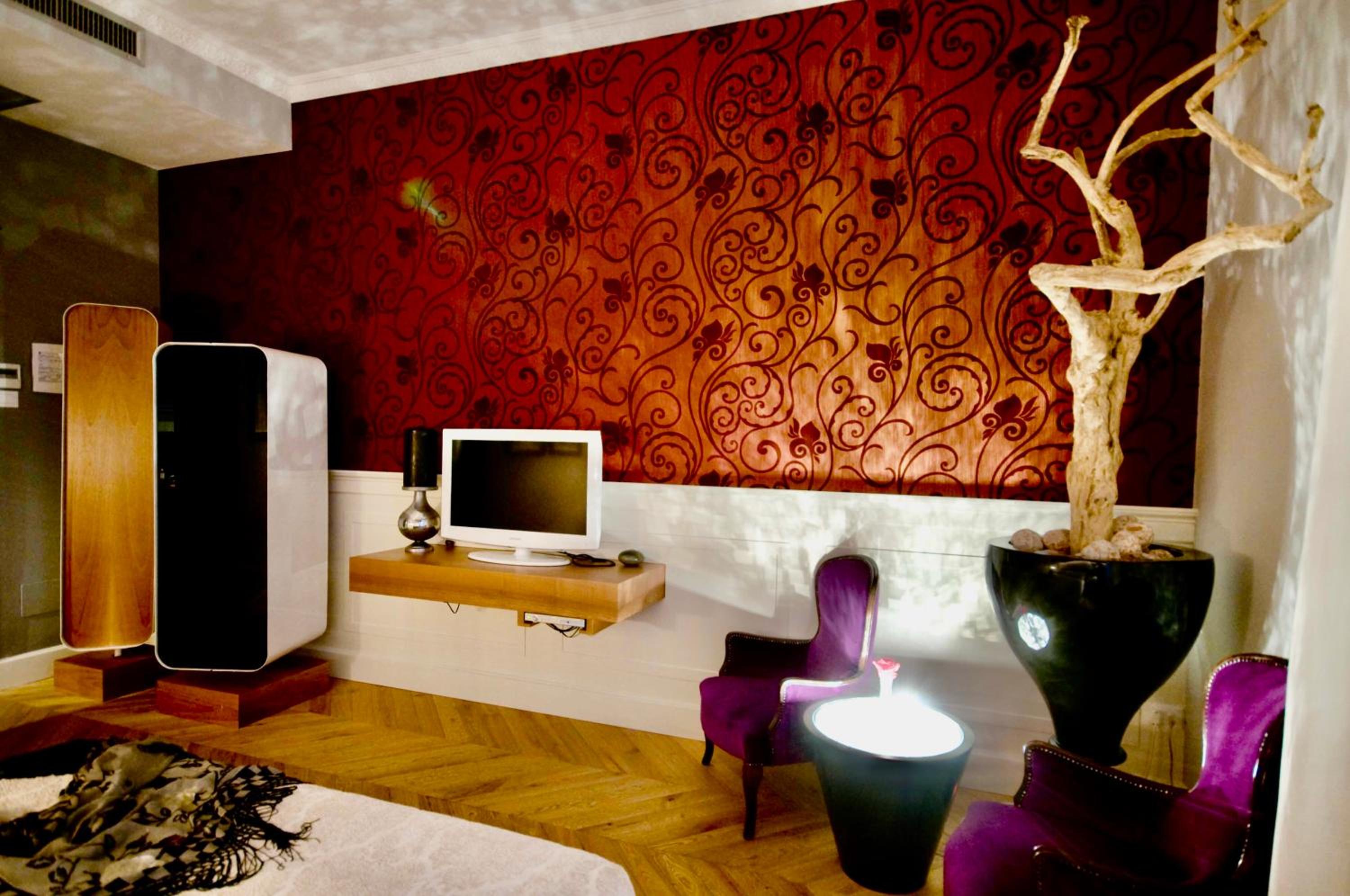 Superior Double Room with Balcony - Photo 14