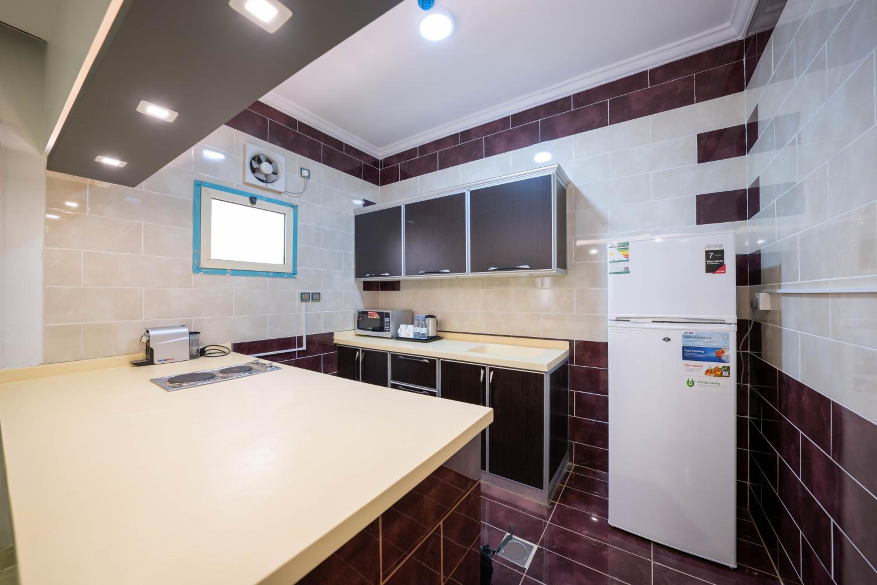 Two-Bedroom Apartment - Photo 9