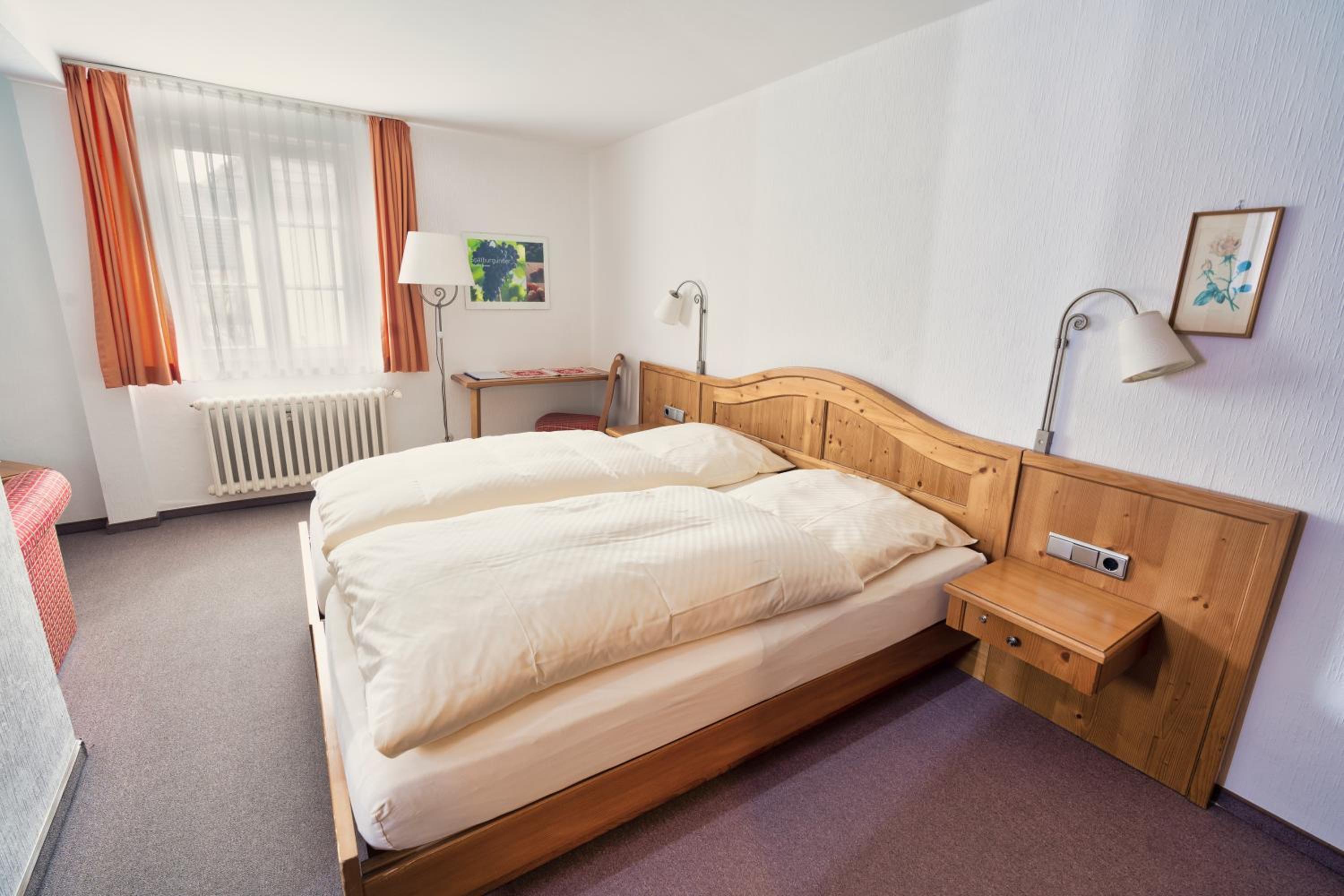 Double Room - Photo 6