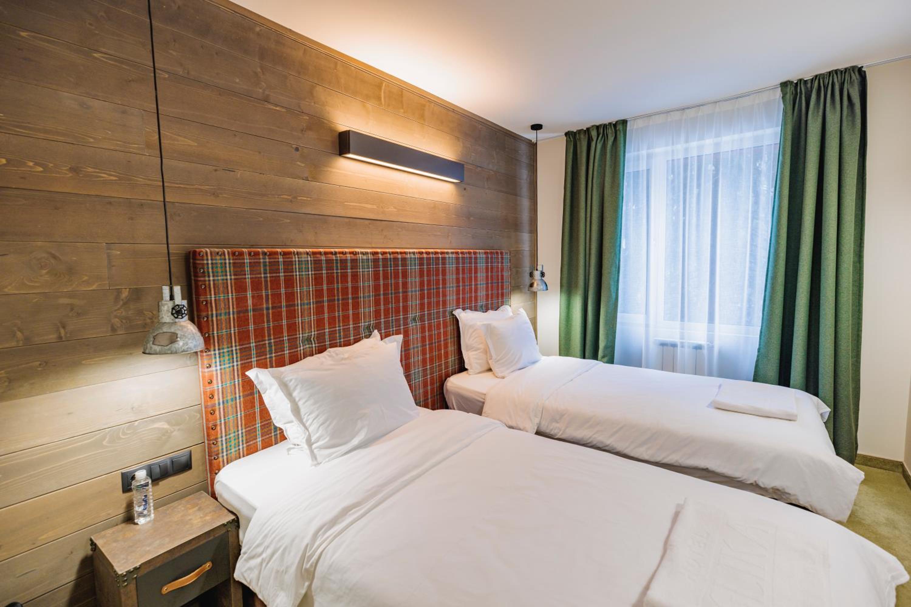 Standard Double or Twin Room - Photo 1