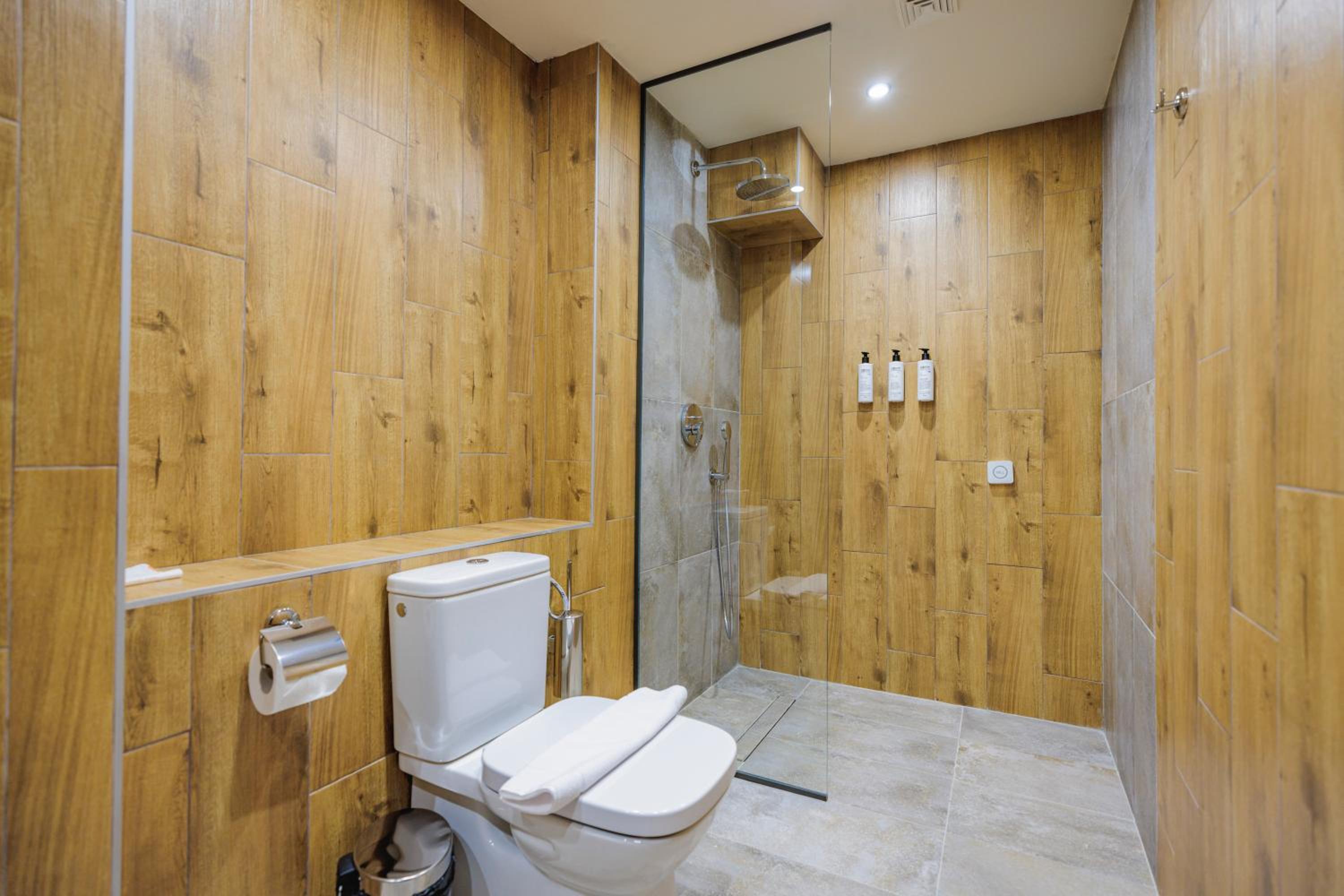 Two-Bedroom Apartment - Photo 4