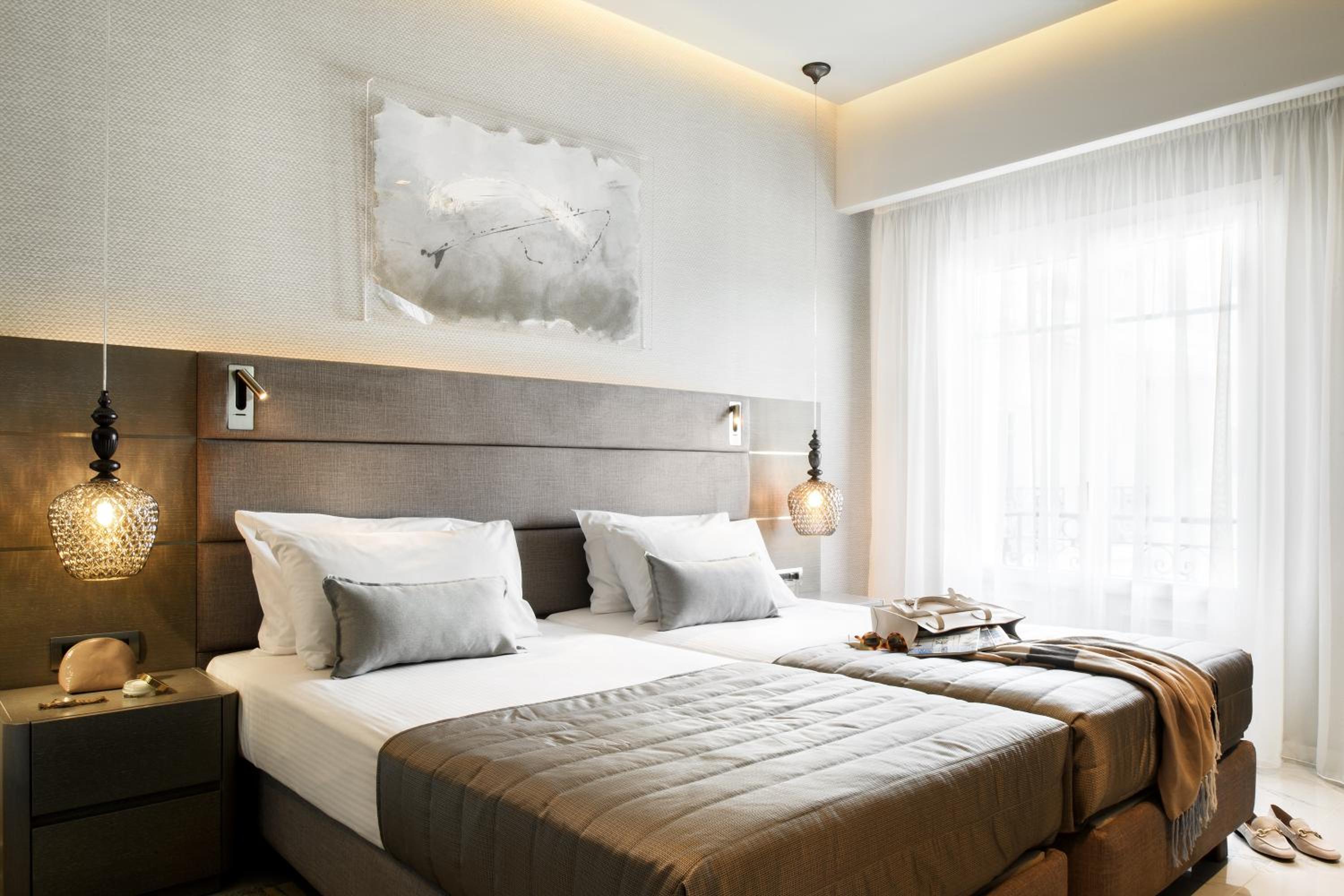 Deluxe Double or Twin Room - Photo 12