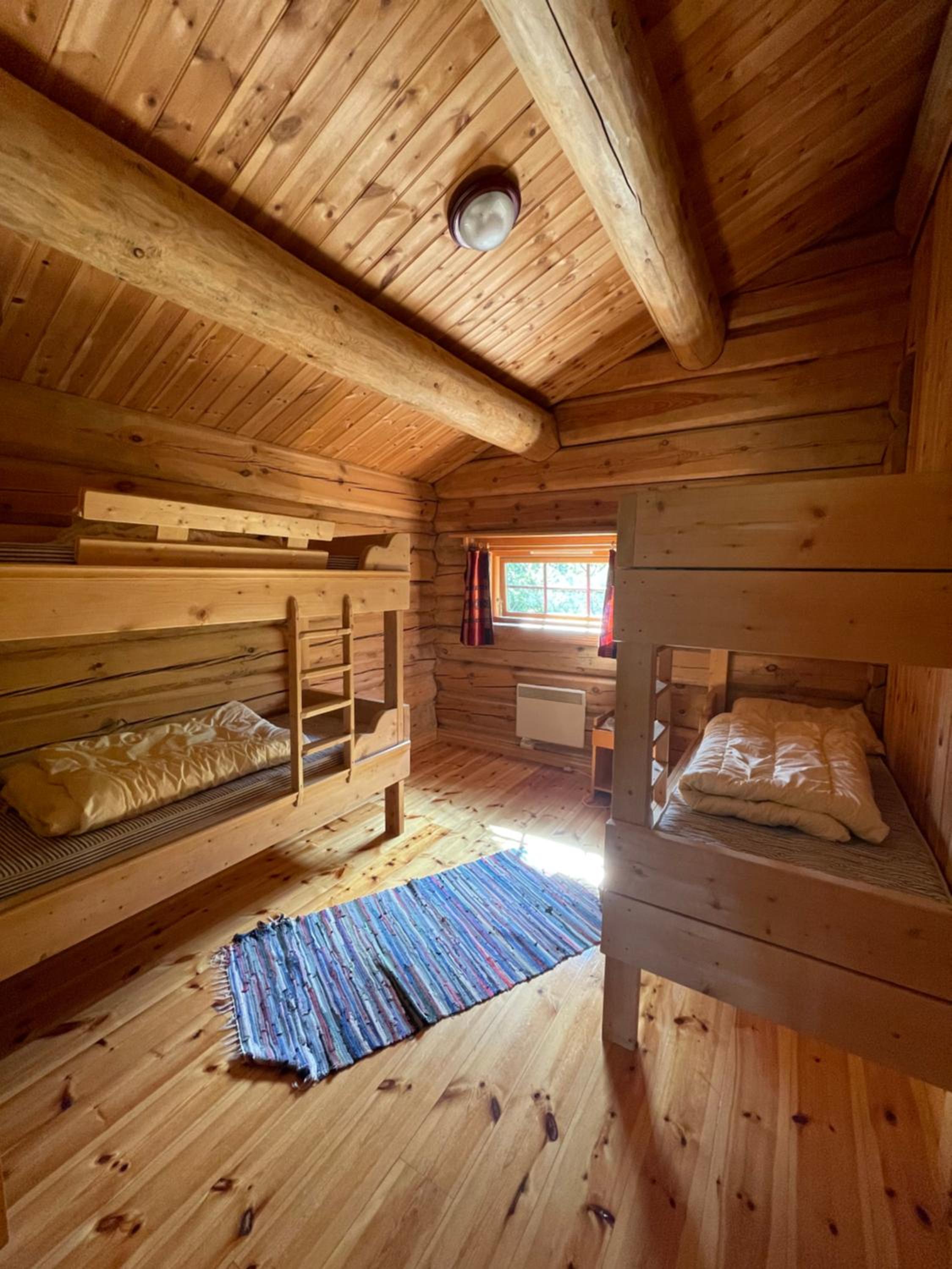 Two-Bedroom House - Photo 4