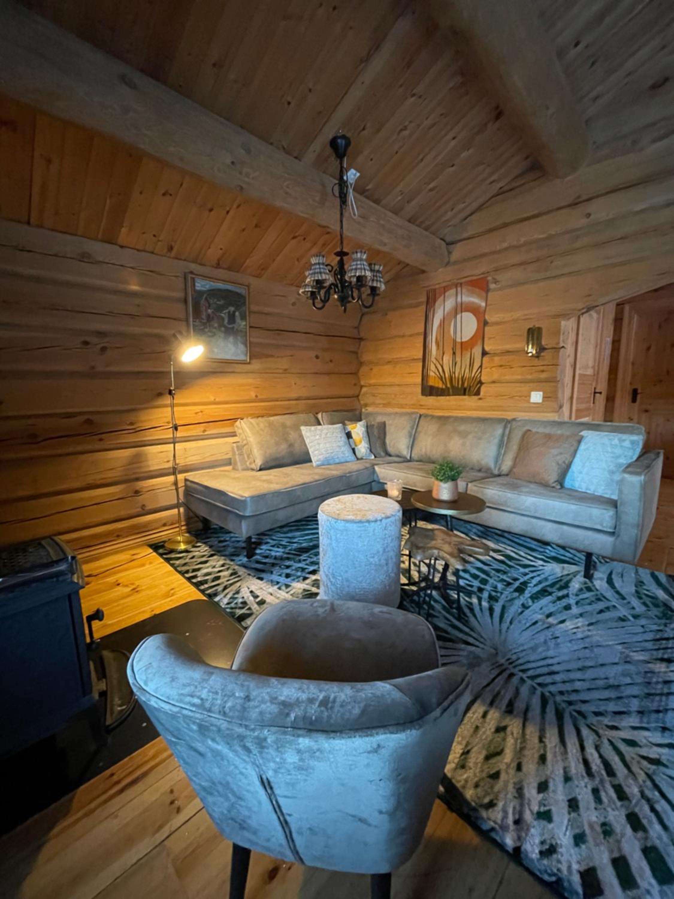 Two-Bedroom House - Photo 1
