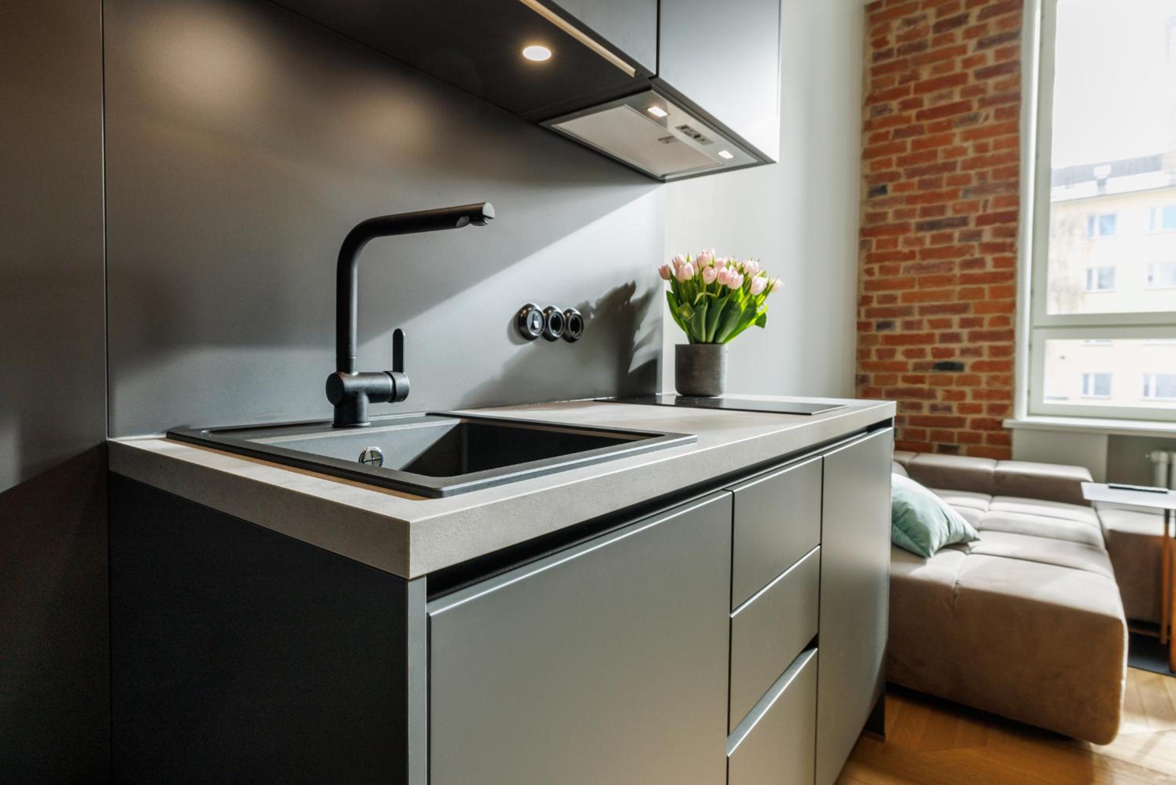 Loft - Photo 1
