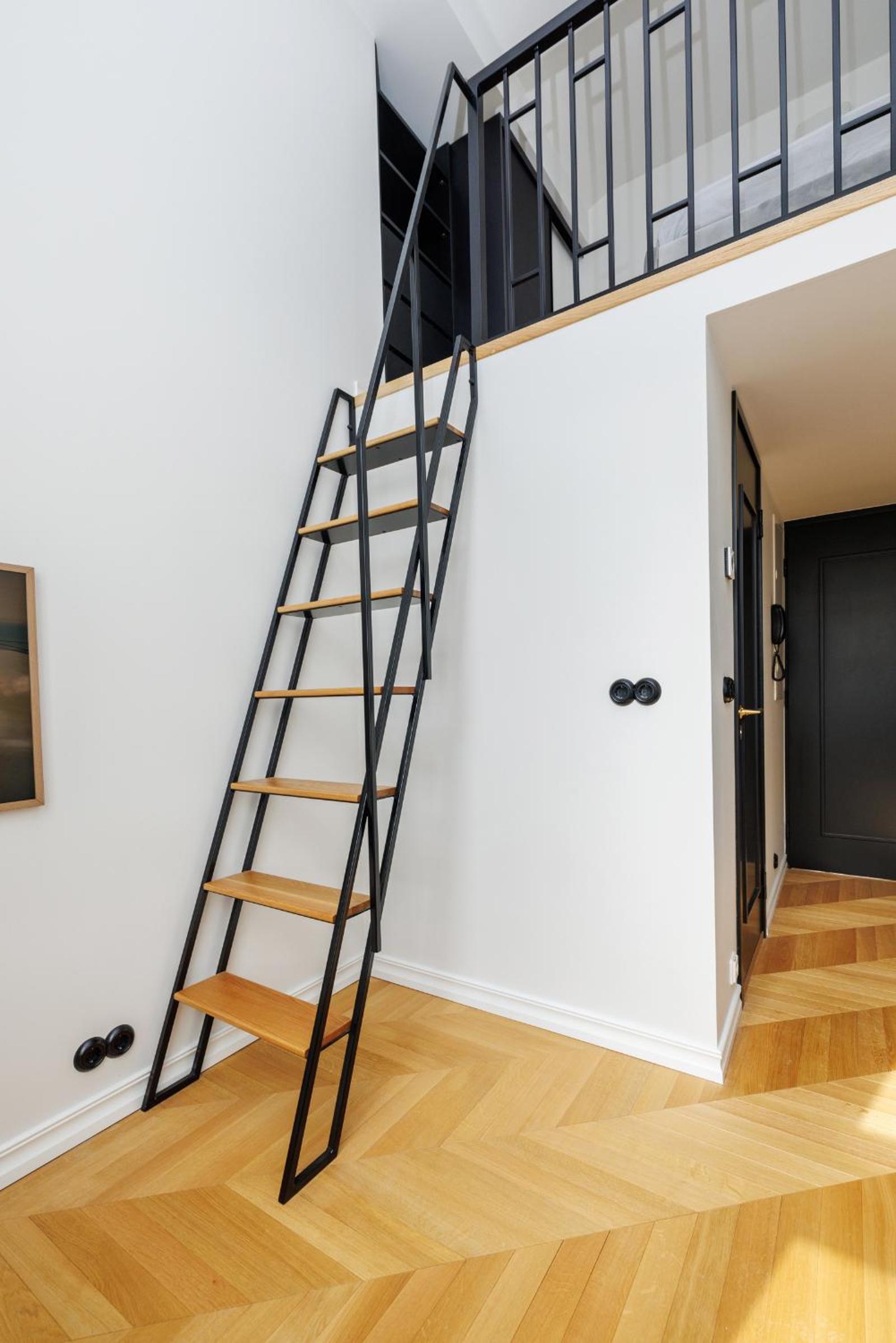 Loft - Photo 11