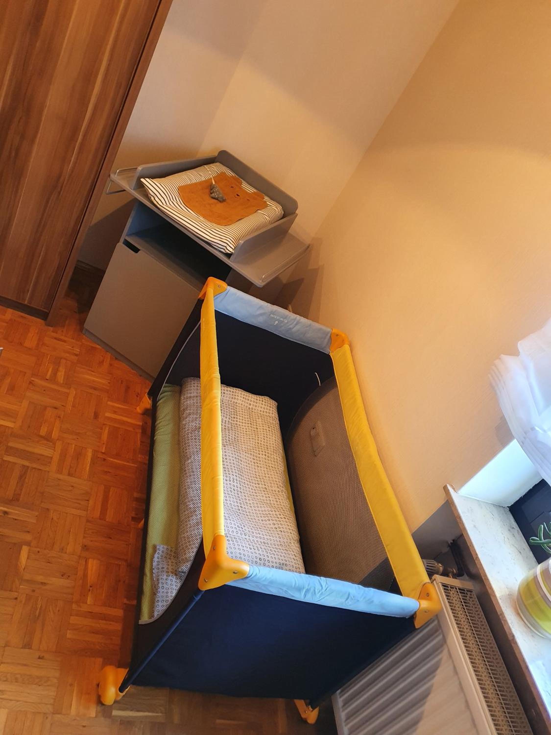 Apartment photo 2