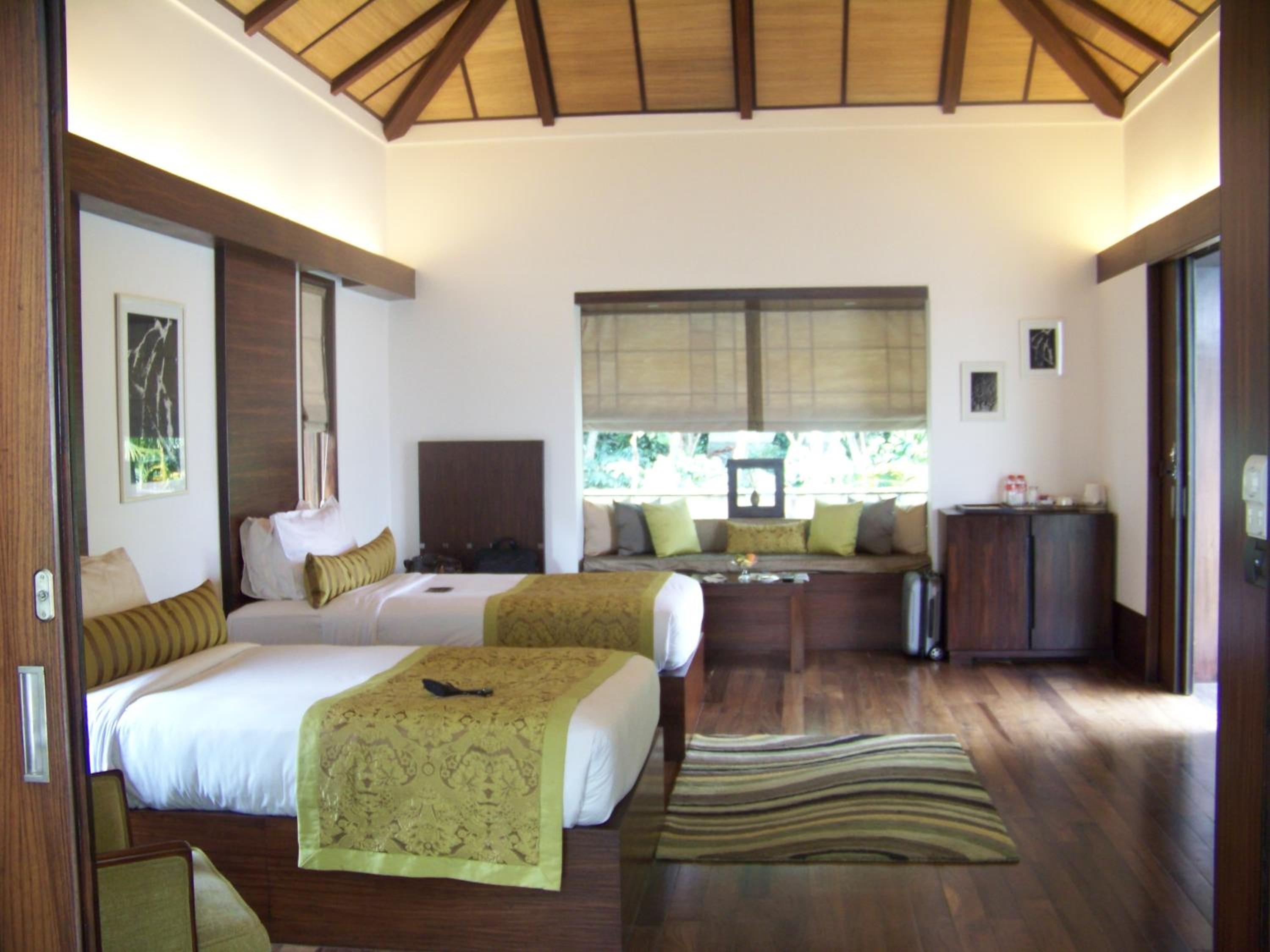 Estate Pool Villa Twin Bed and 10% discount on spa services