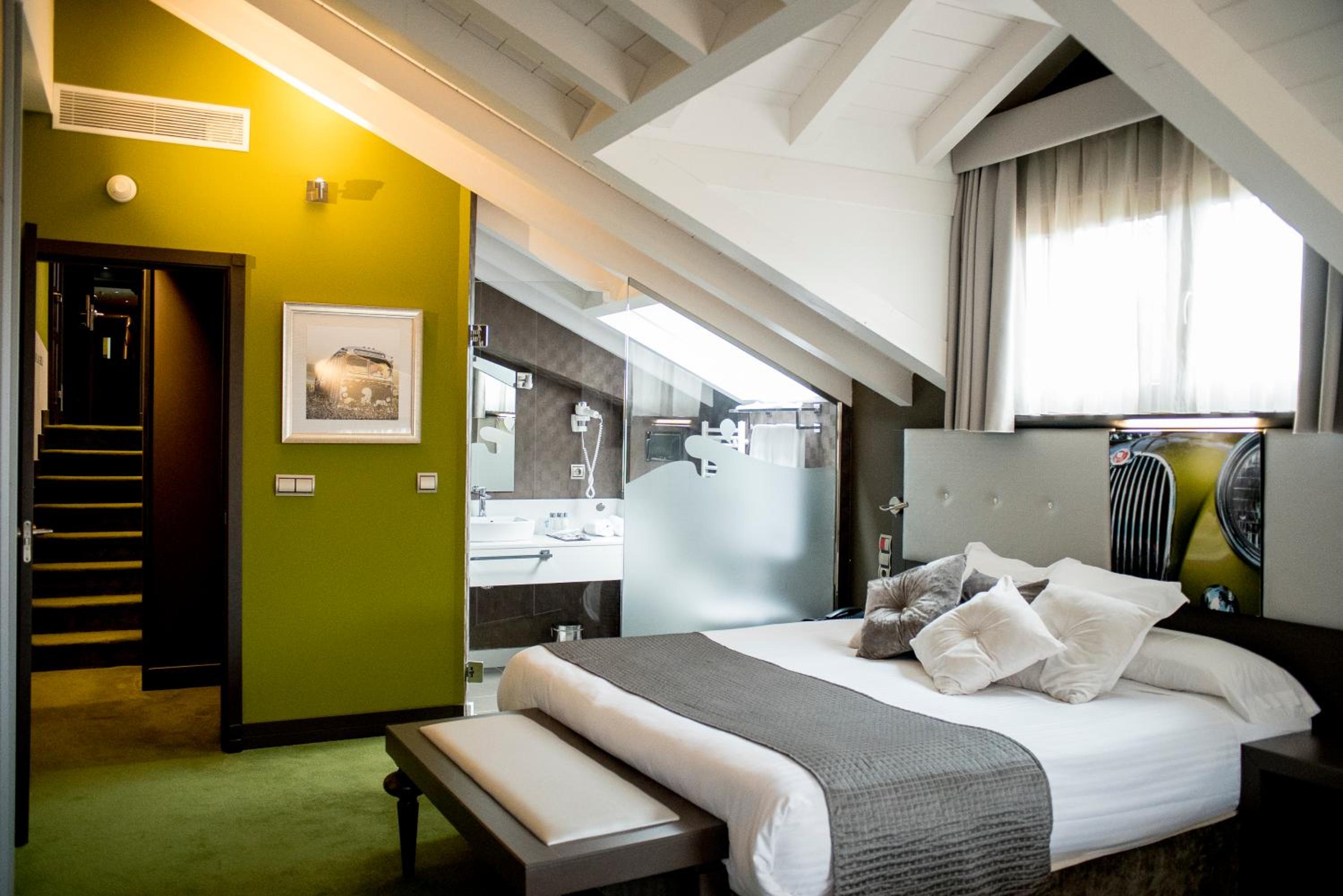 Junior Suite with jacuzzi - Photo 4