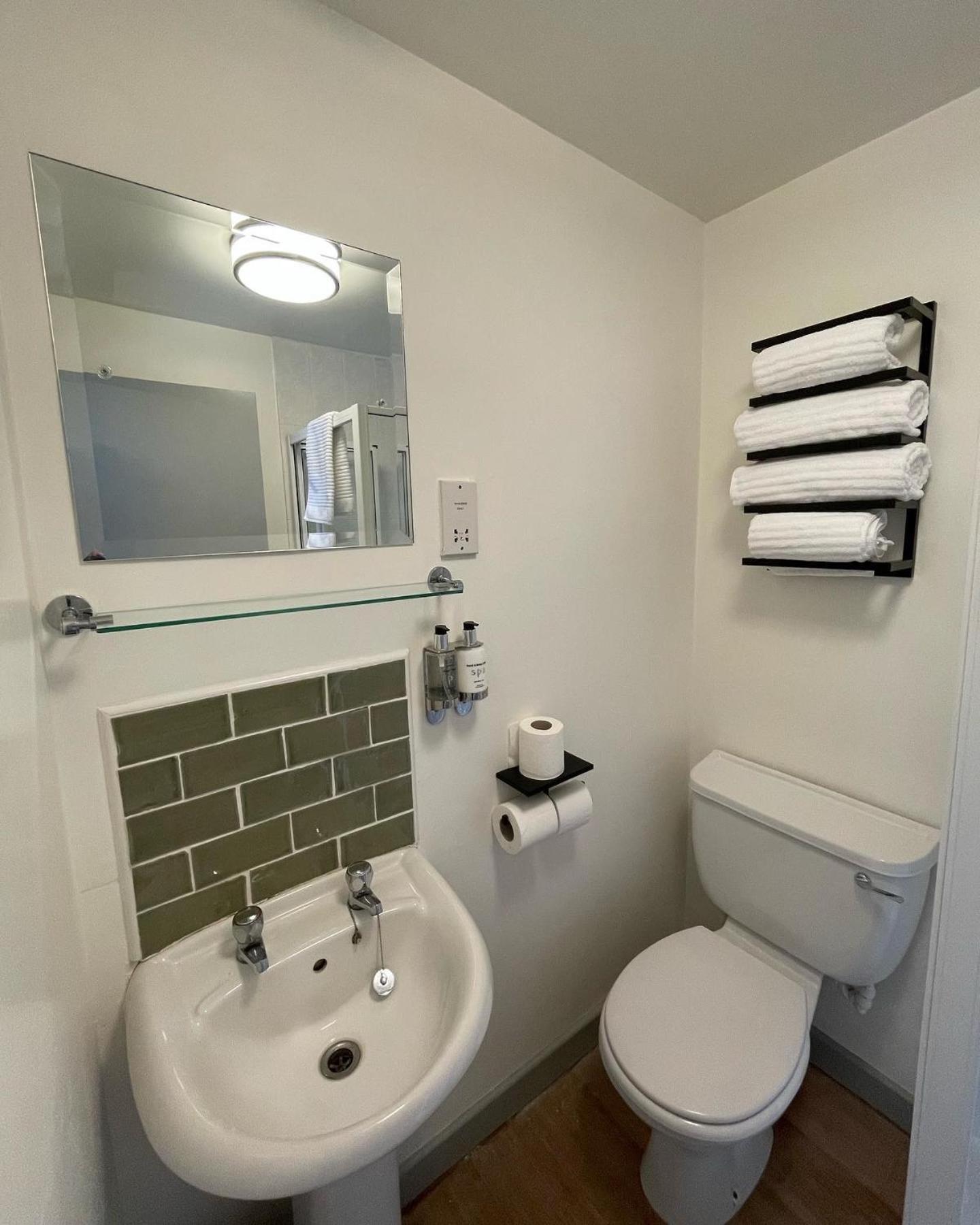 Standard Double Room - Photo 1
