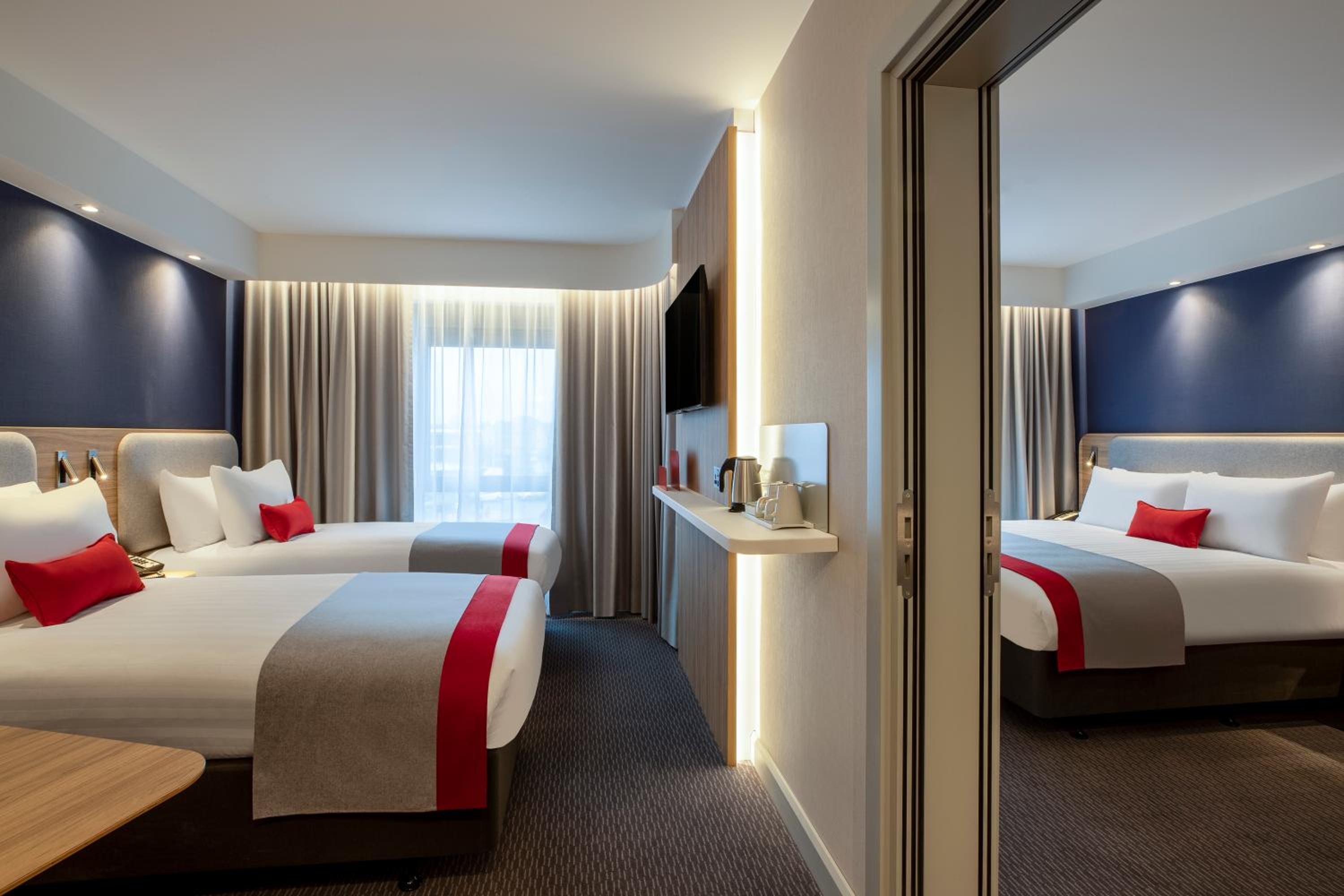 Standard Double Room with Free Hot Breakfast - Photo 3