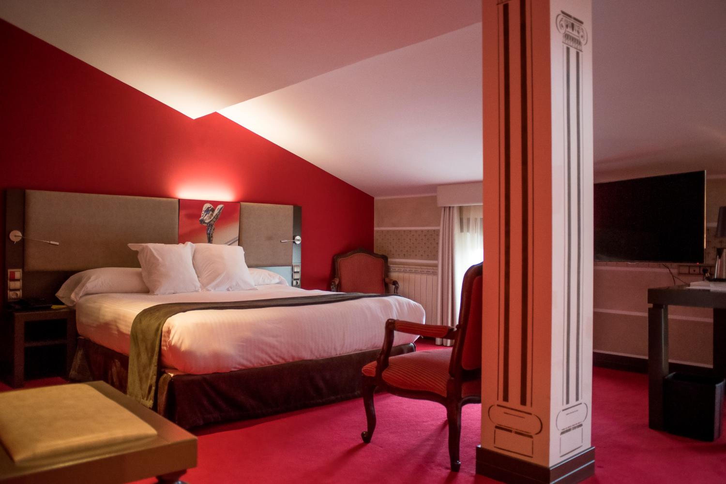 Junior Suite with jacuzzi - Photo 10
