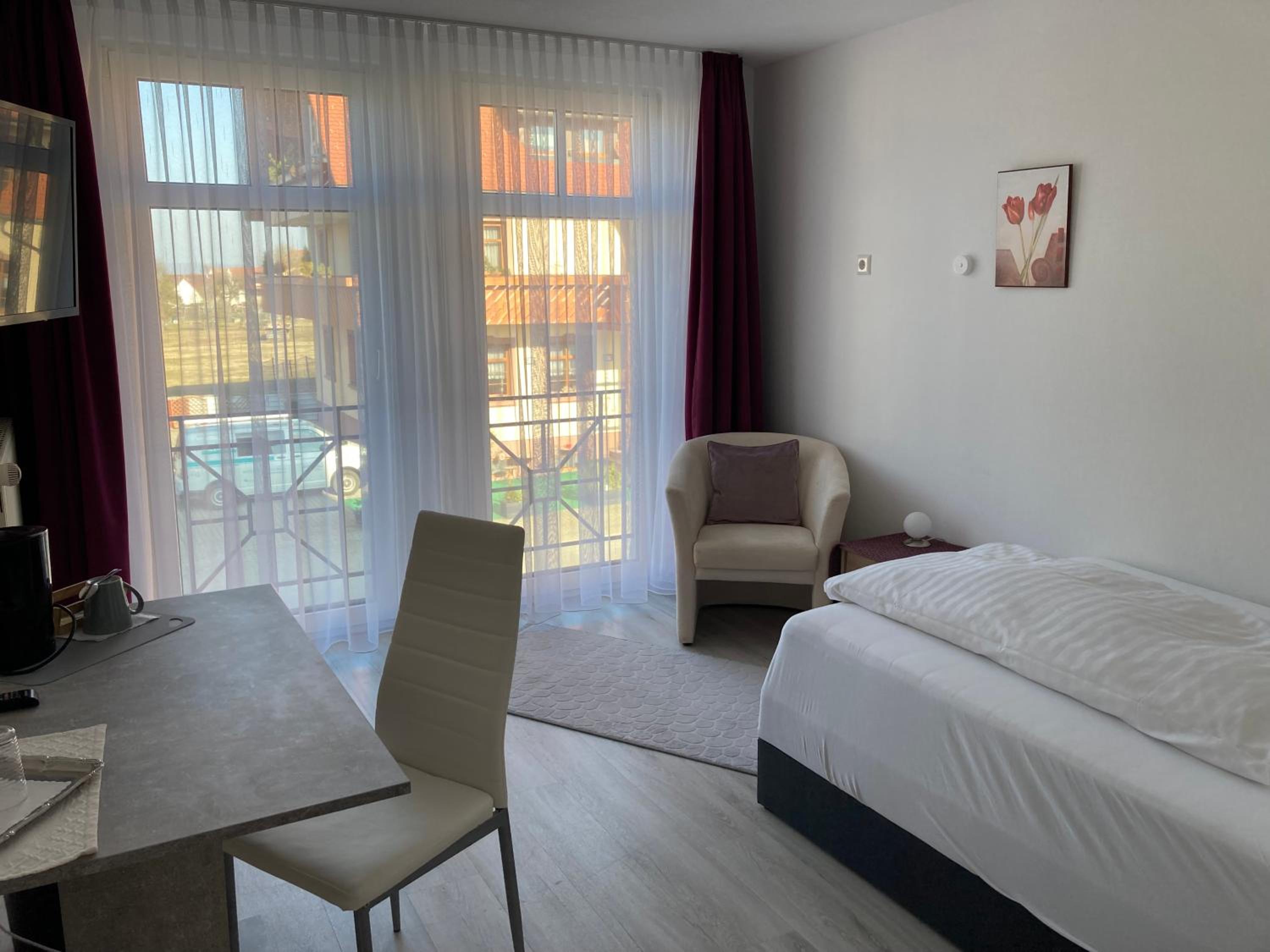 Classic Single Room