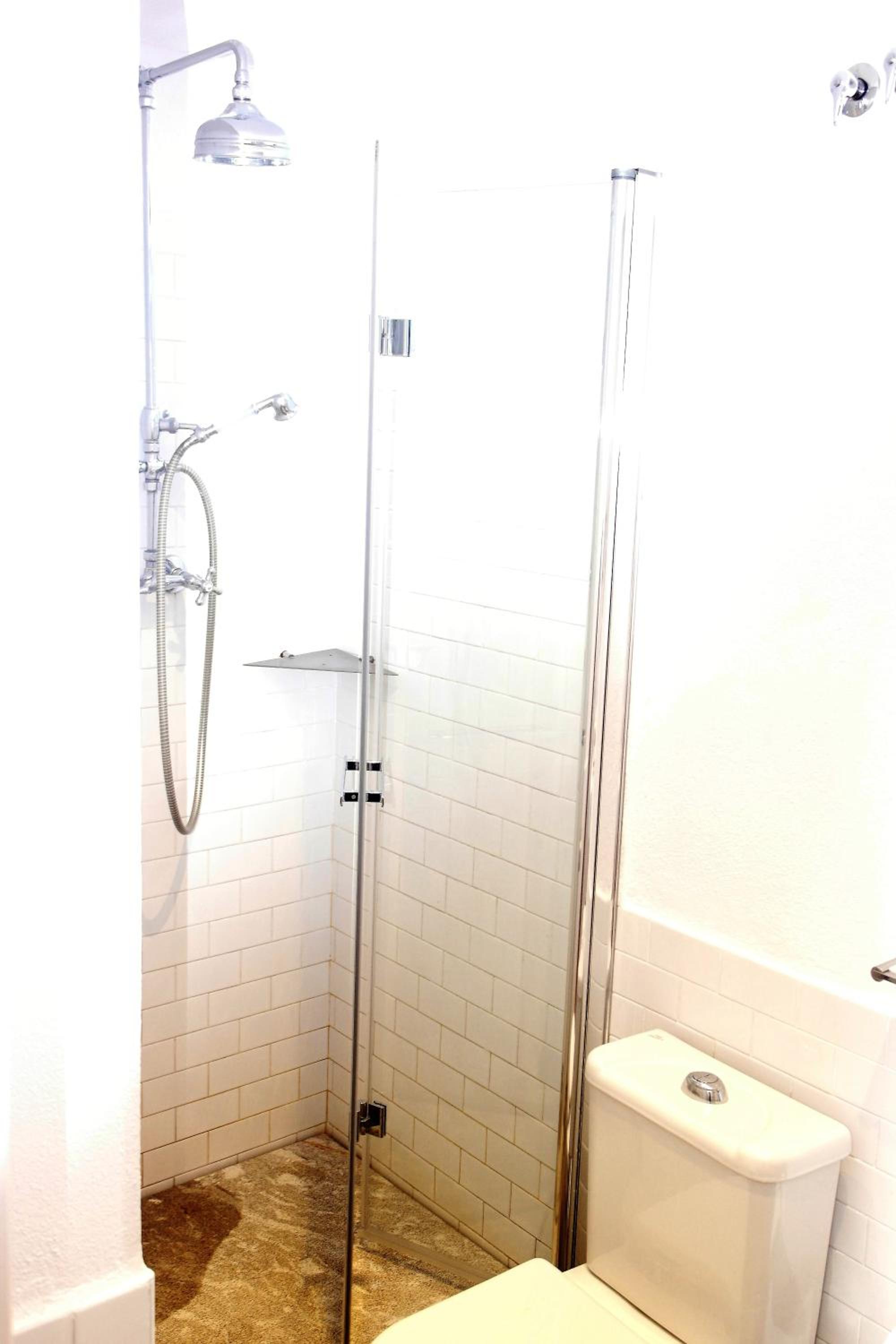 Double or Twin Room - Photo 20