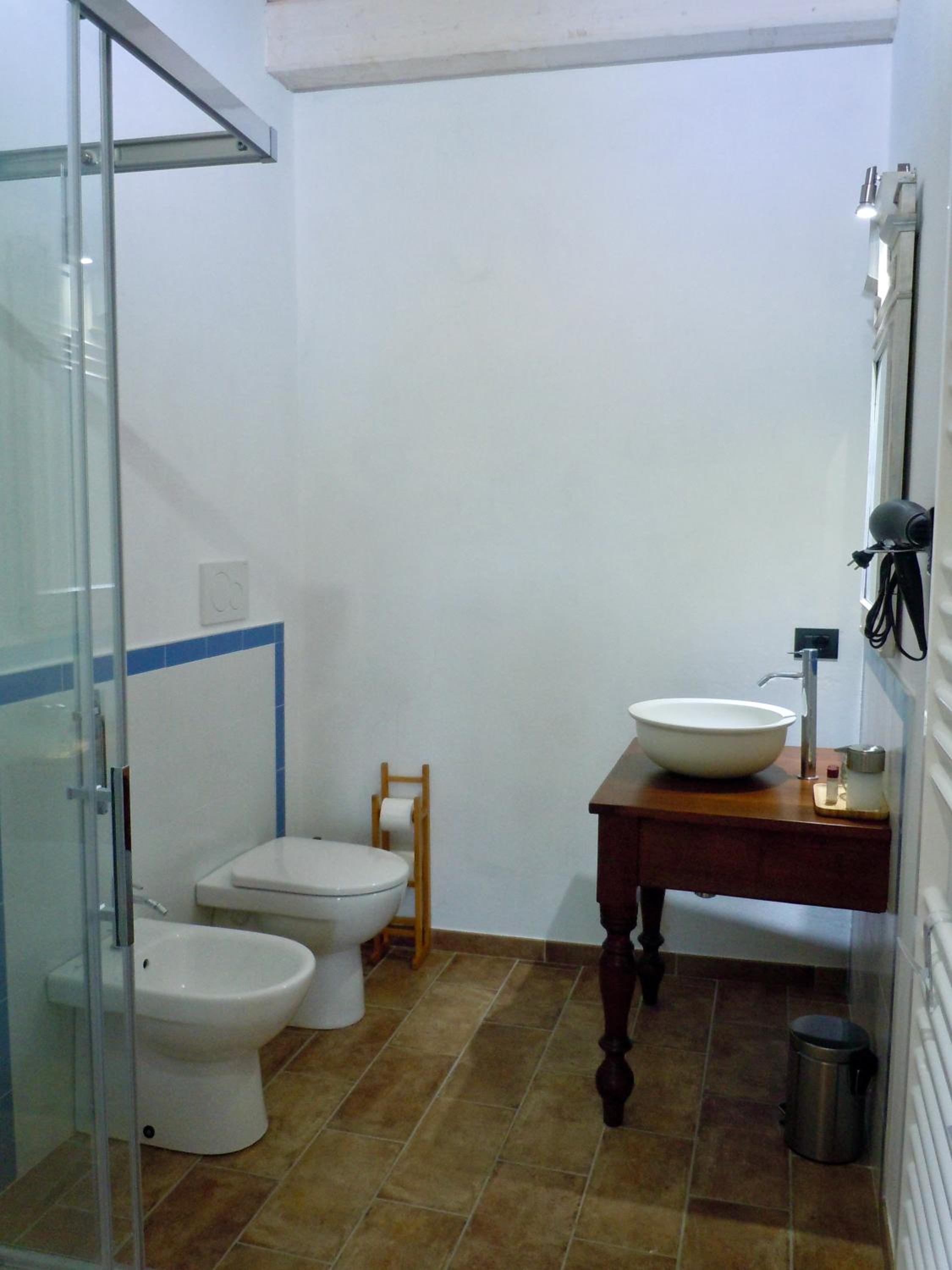 Double or Twin Room with Balcony photo 2