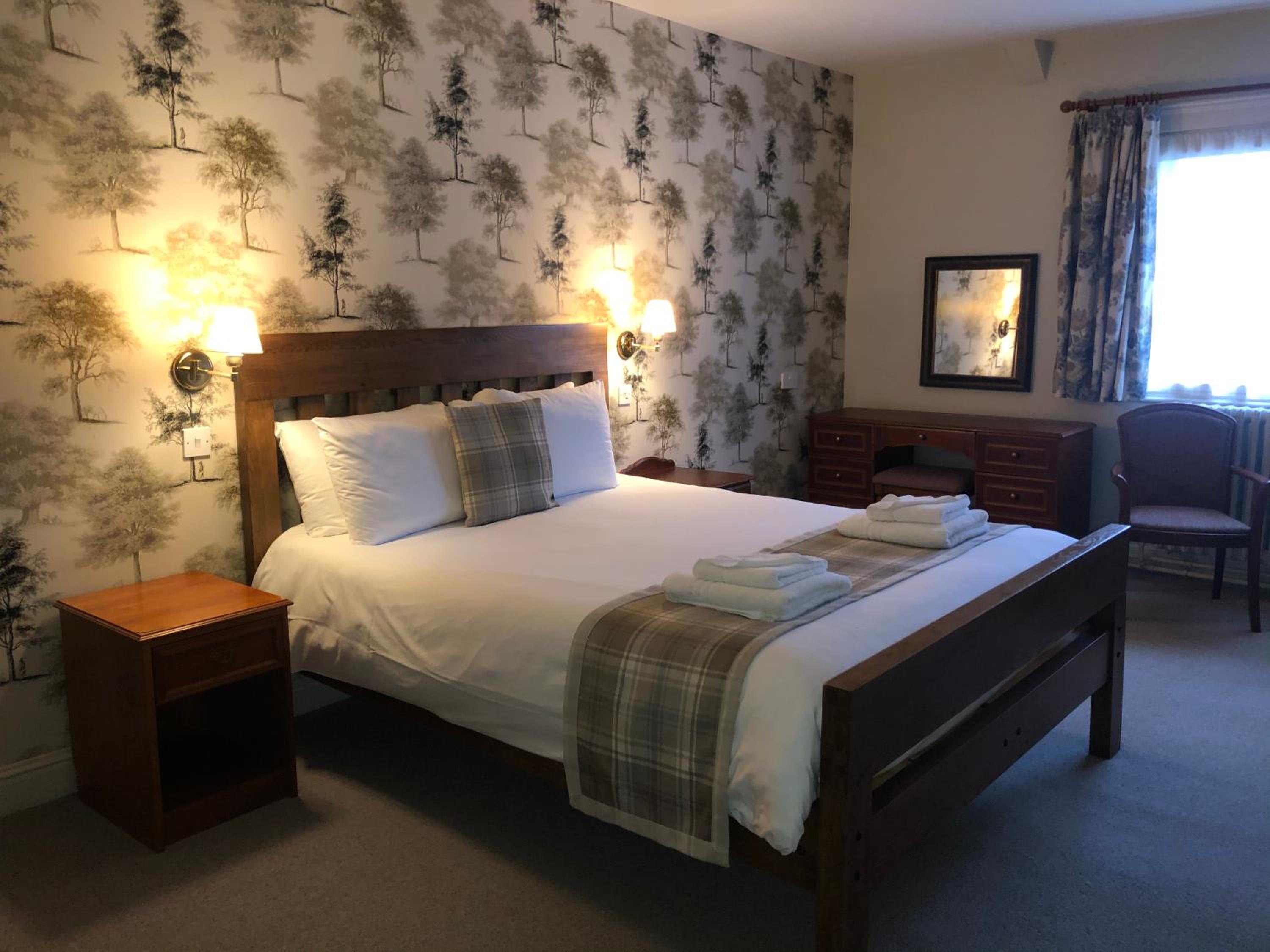 Superior Deluxe Double or Twin Room  - Photo 1