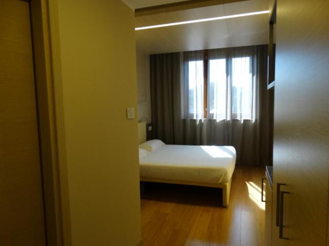 Double or Twin Room photo 3