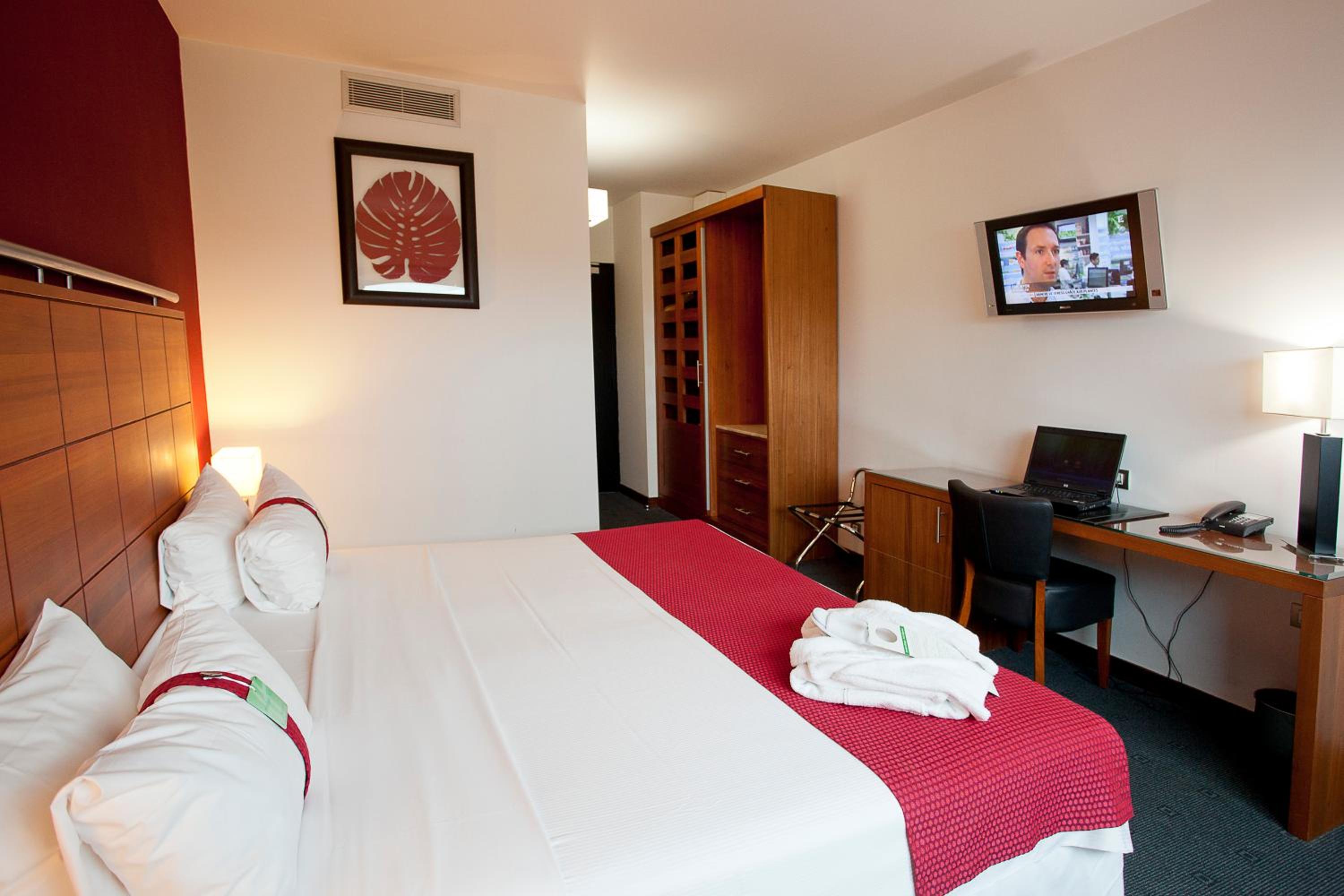Premium Room - Photo 5