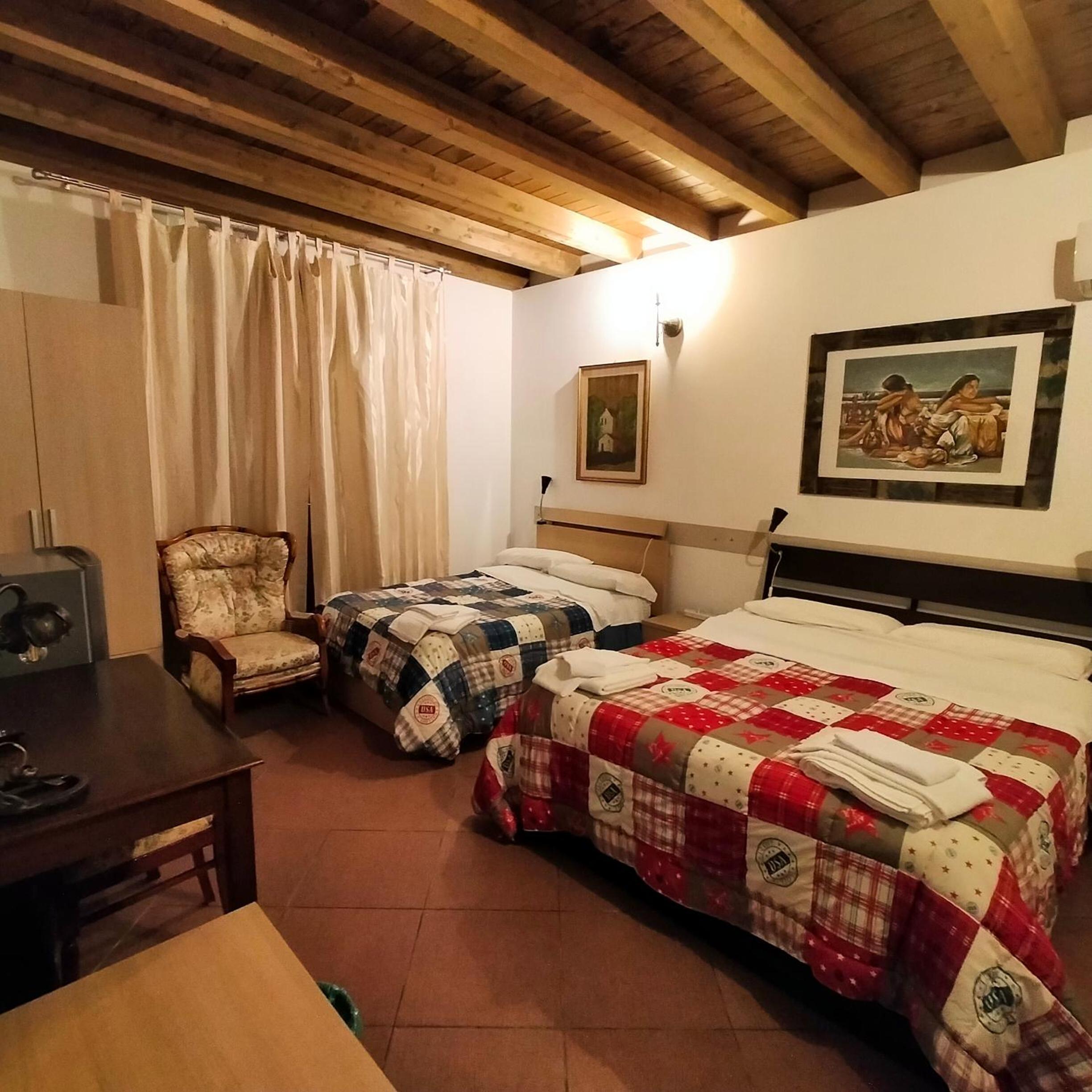 Triple Room with Private Bathroom