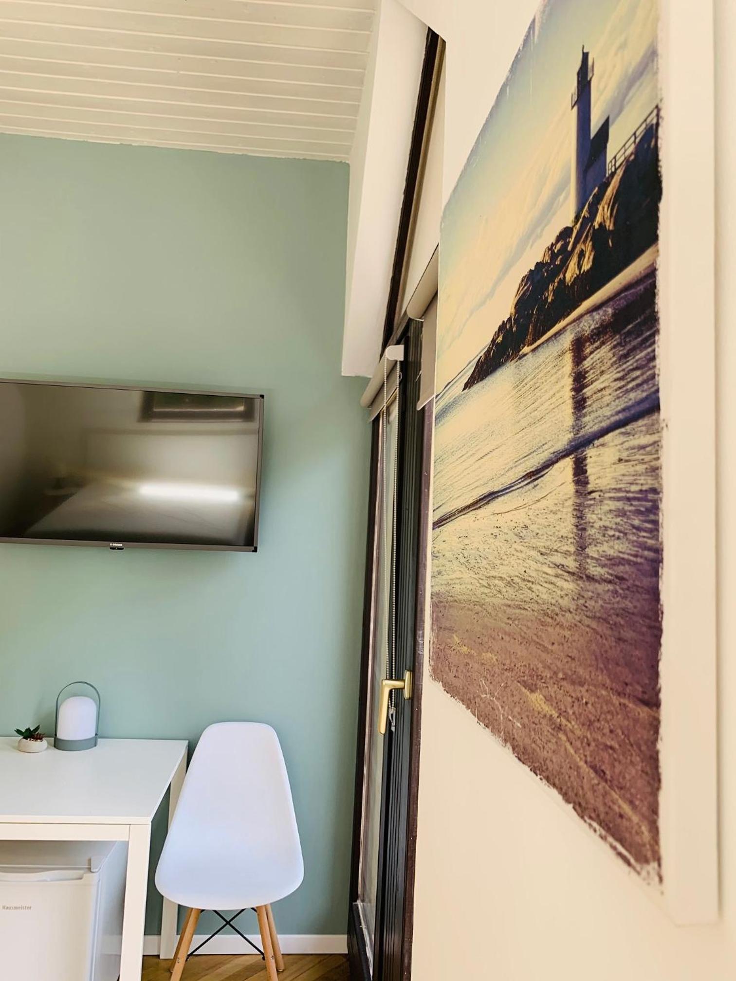 Double Room with Balcony - Photo 1