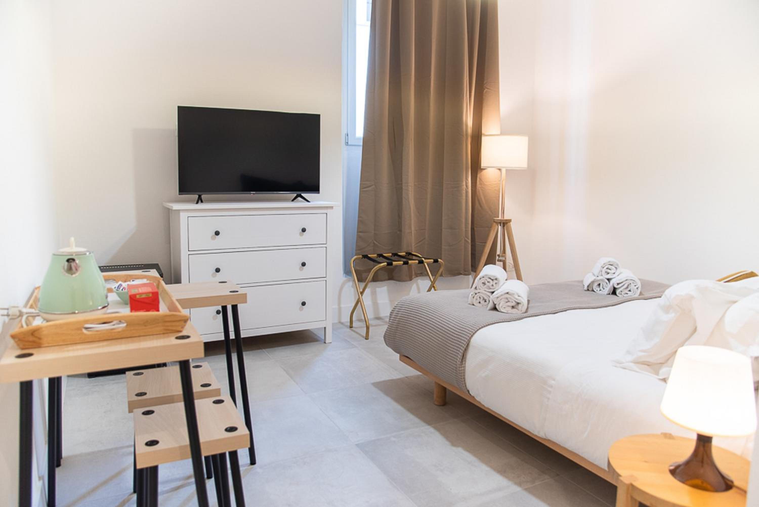 Deluxe Double Room photo 3