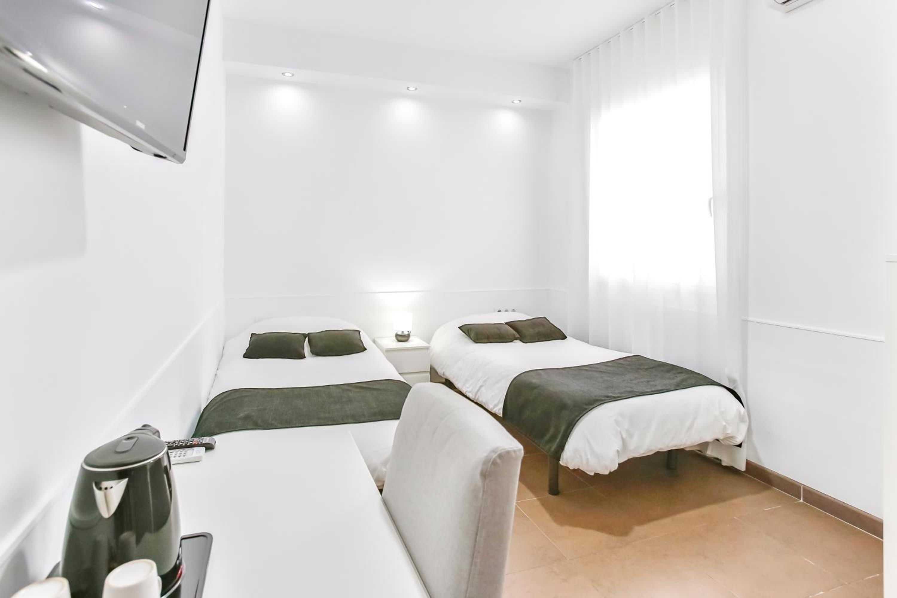 Habitación Doble con Baño Privado