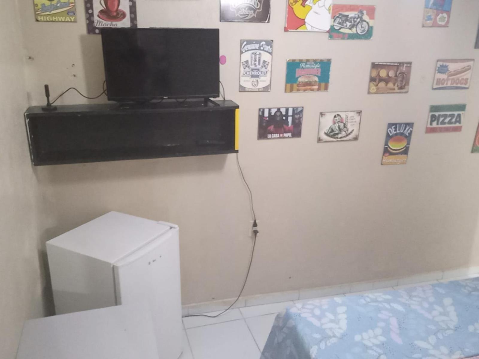 One-Bedroom Suite - Photo 5