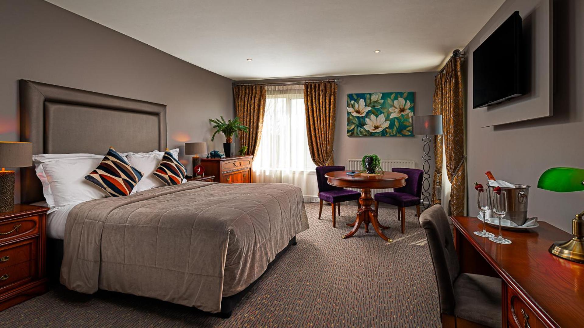 Superior King or Twin Room photo 1