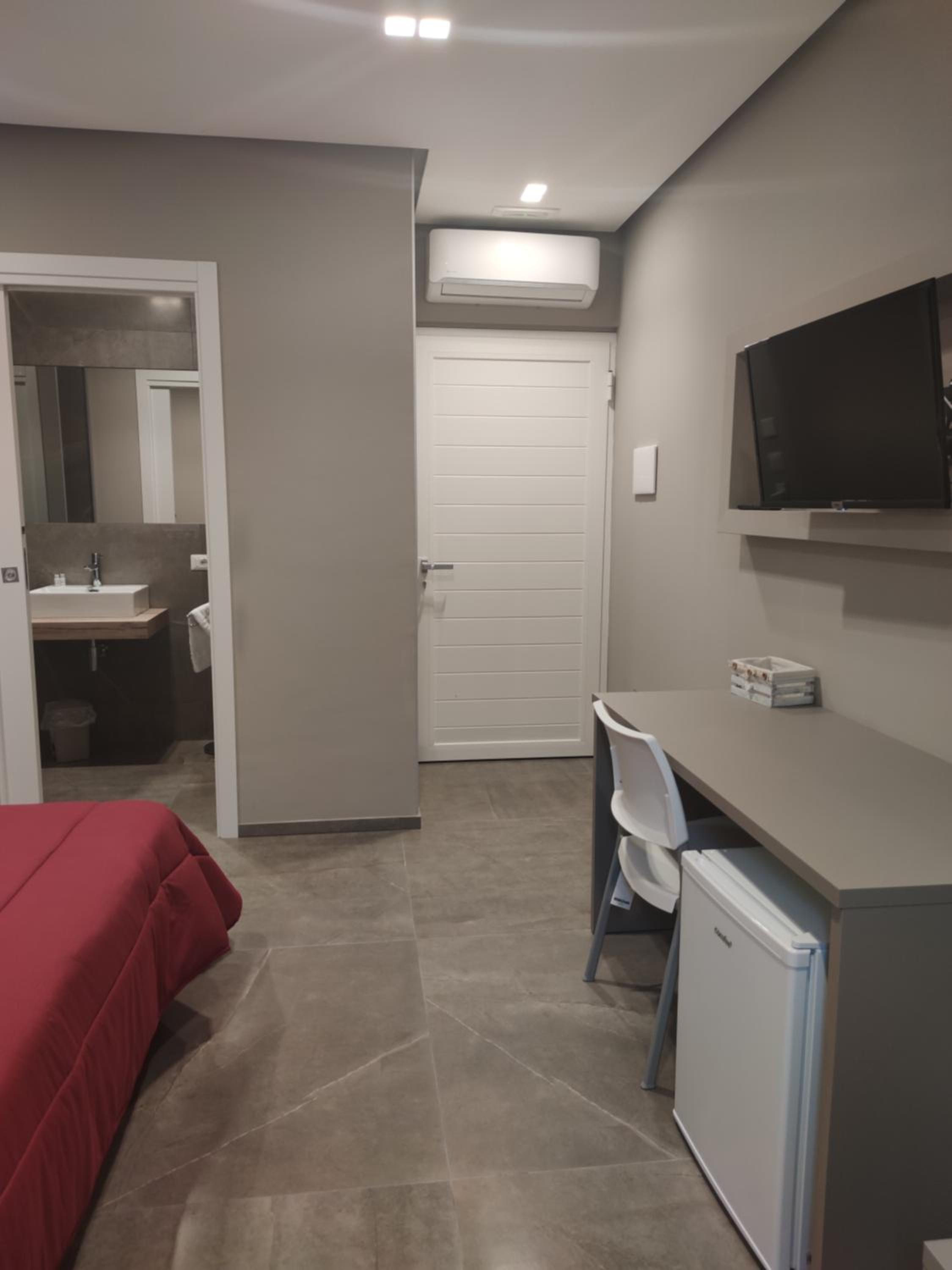 Deluxe Room - Photo 1