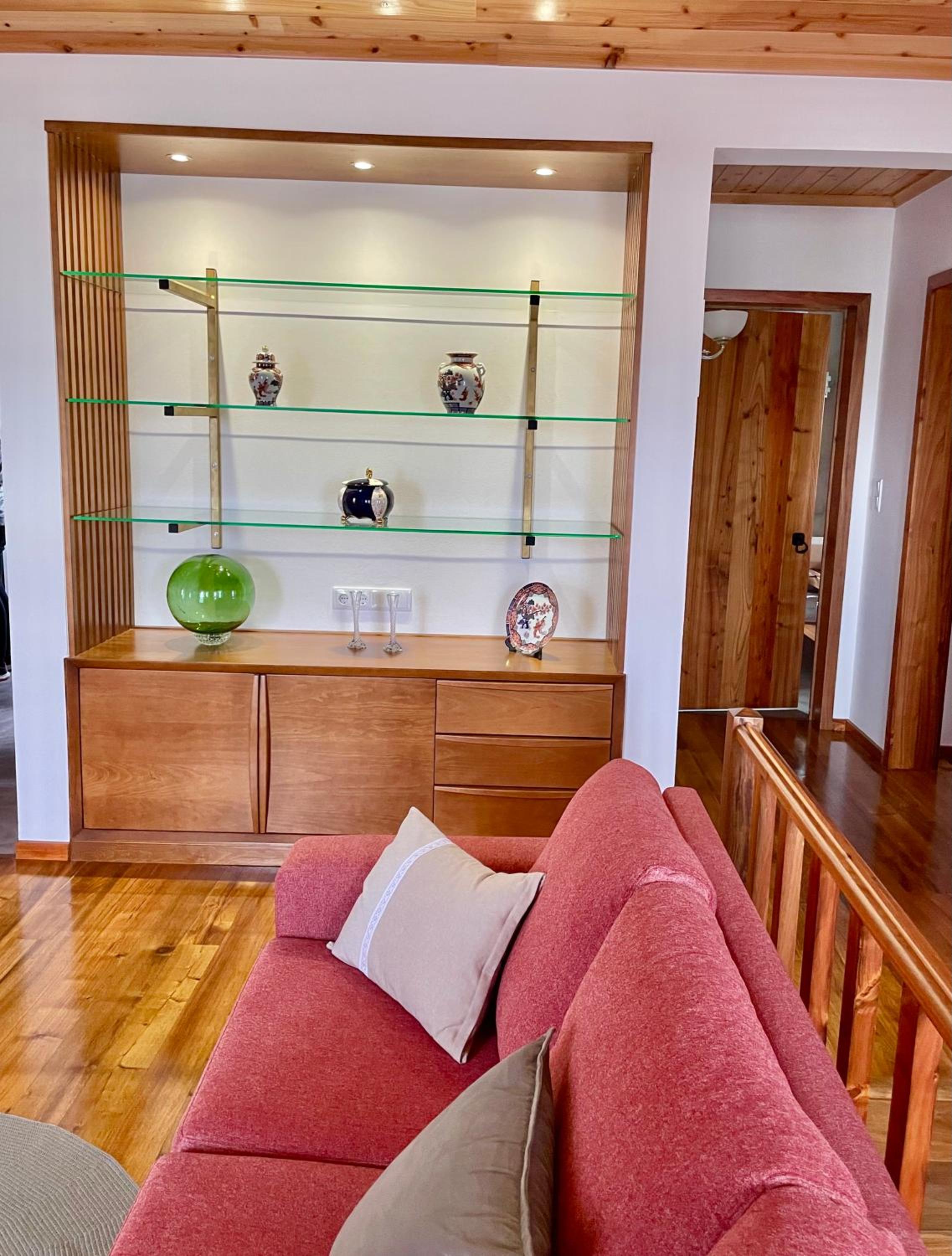 Three-Bedroom House photo 2