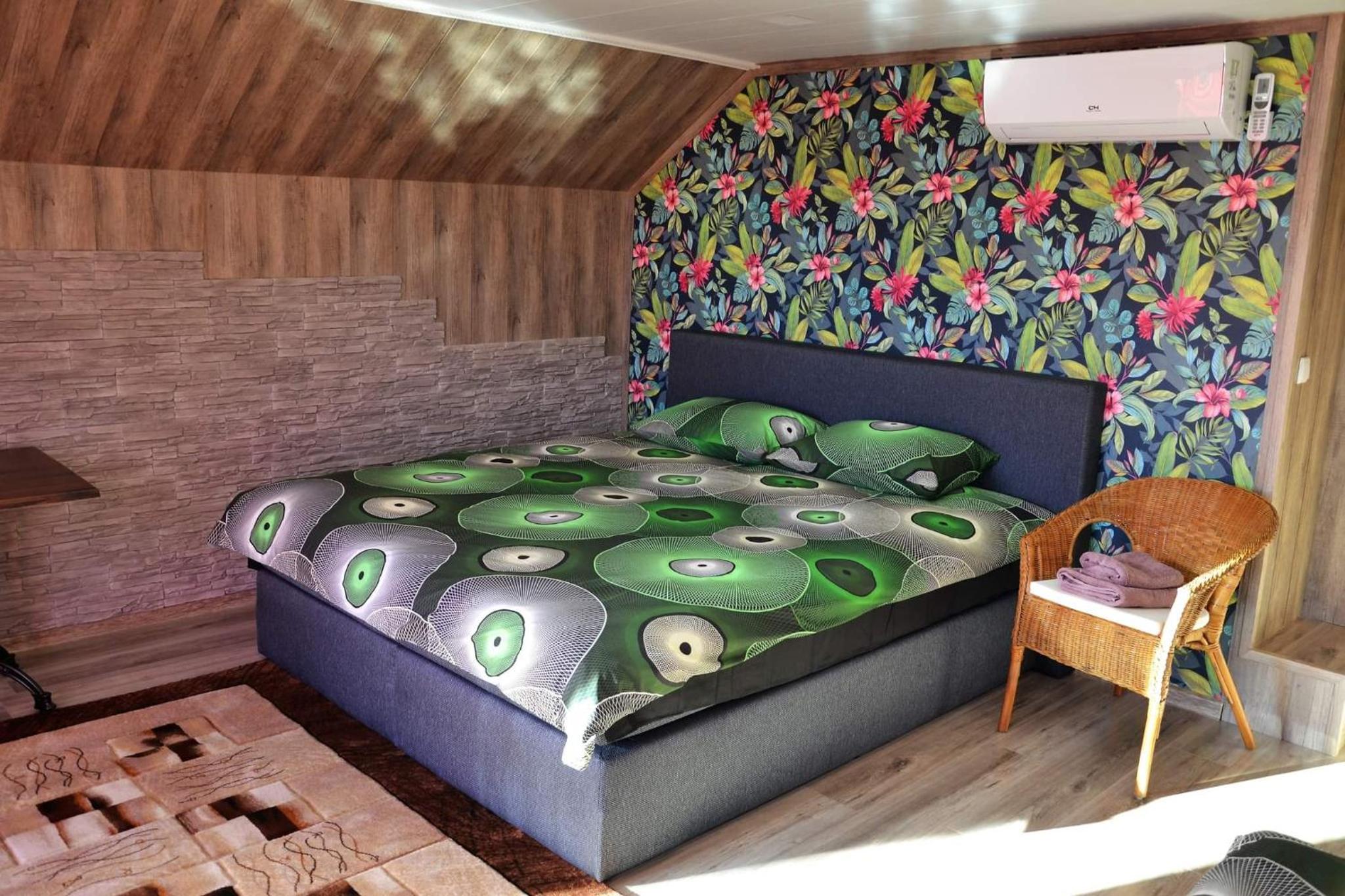 Two-Bedroom House - Photo 14