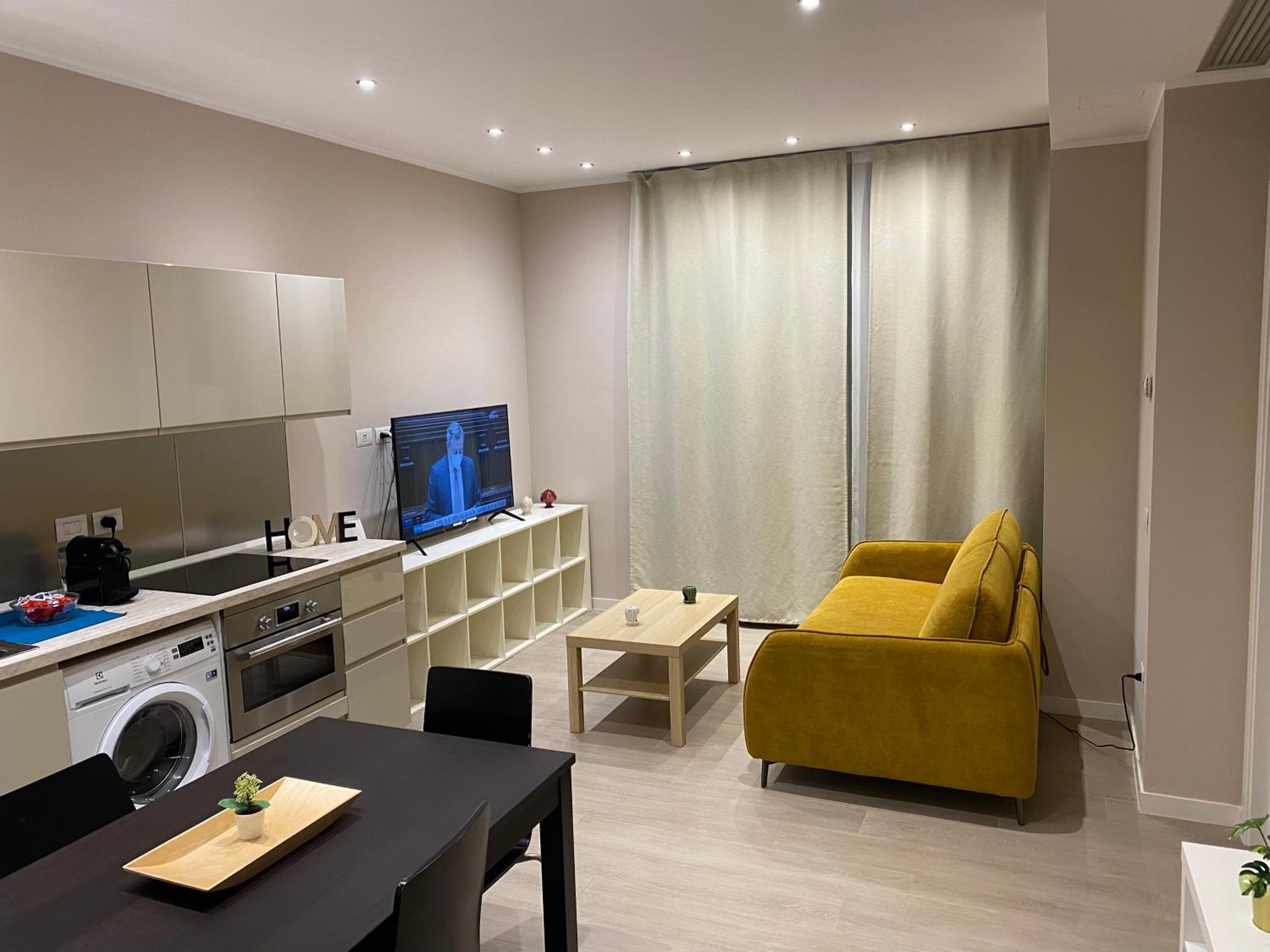 One-Bedroom Apartment - Photo 9