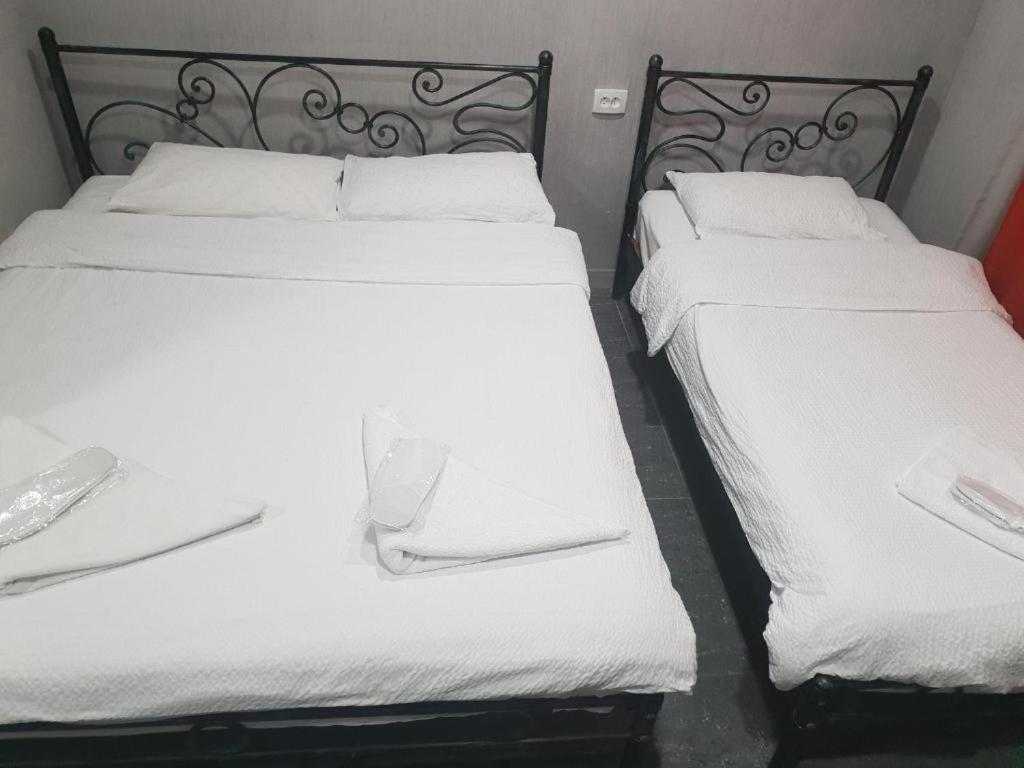 Economy Triple Room