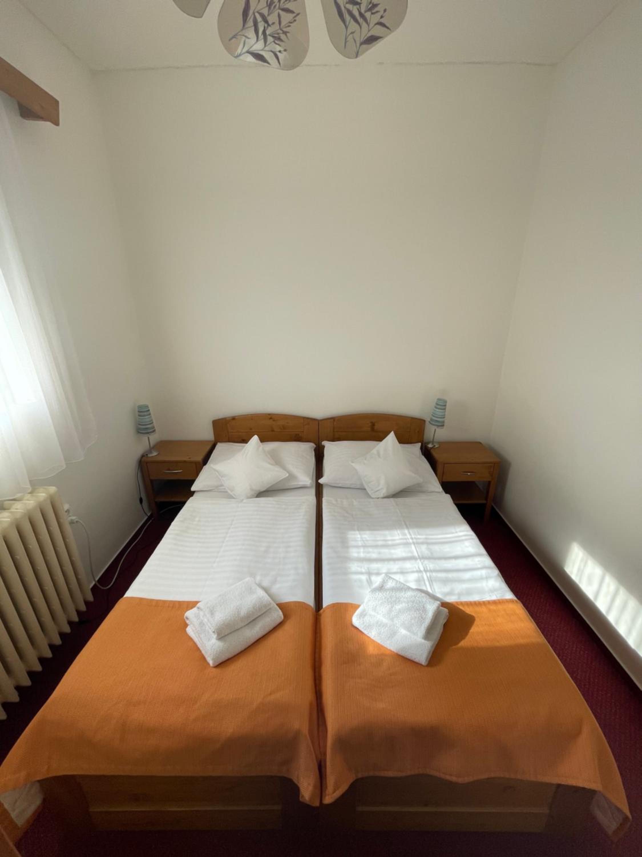Two-Bedroom Apartment - Photo 2