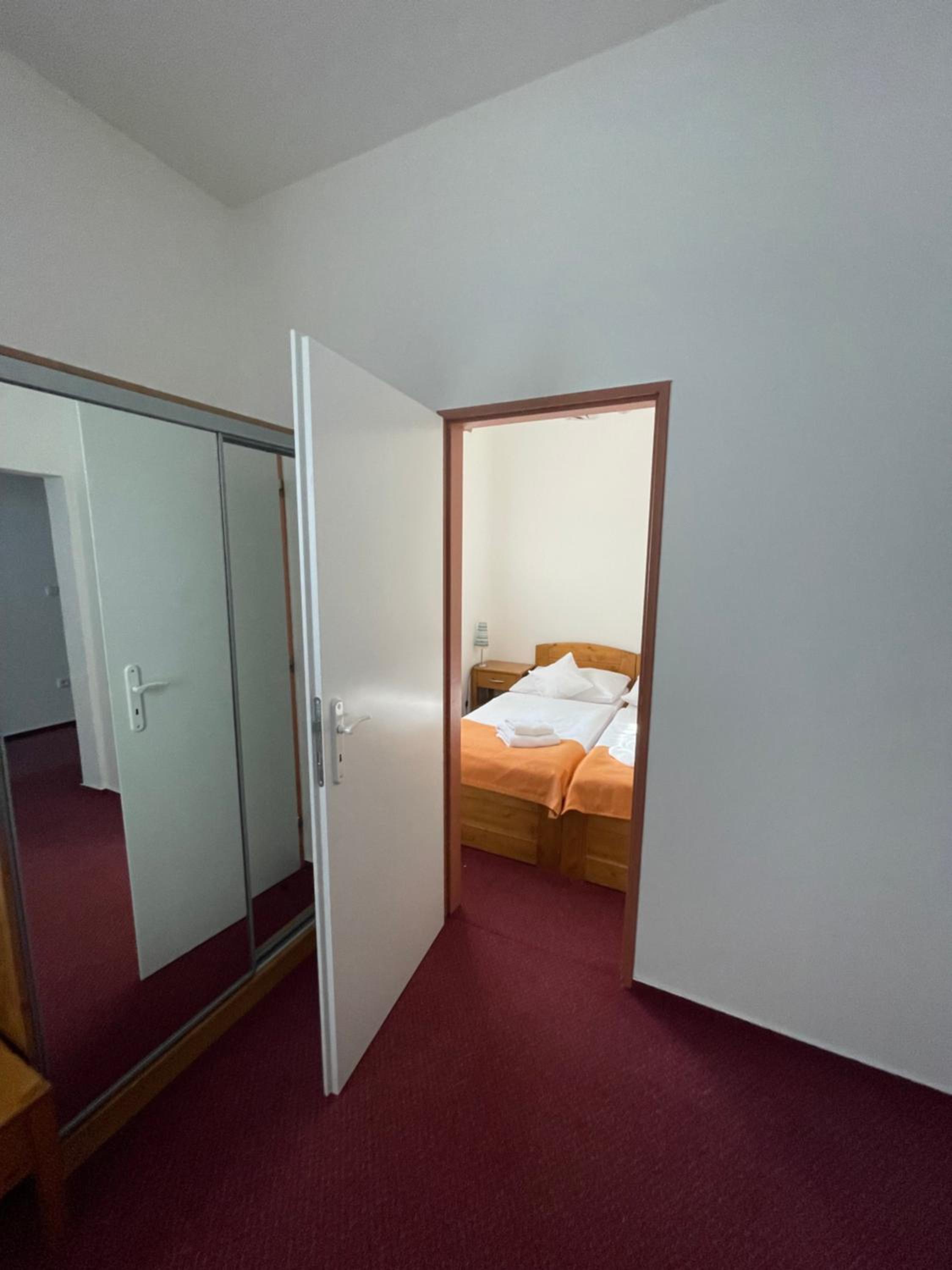 Two-Bedroom Apartment - Photo 6