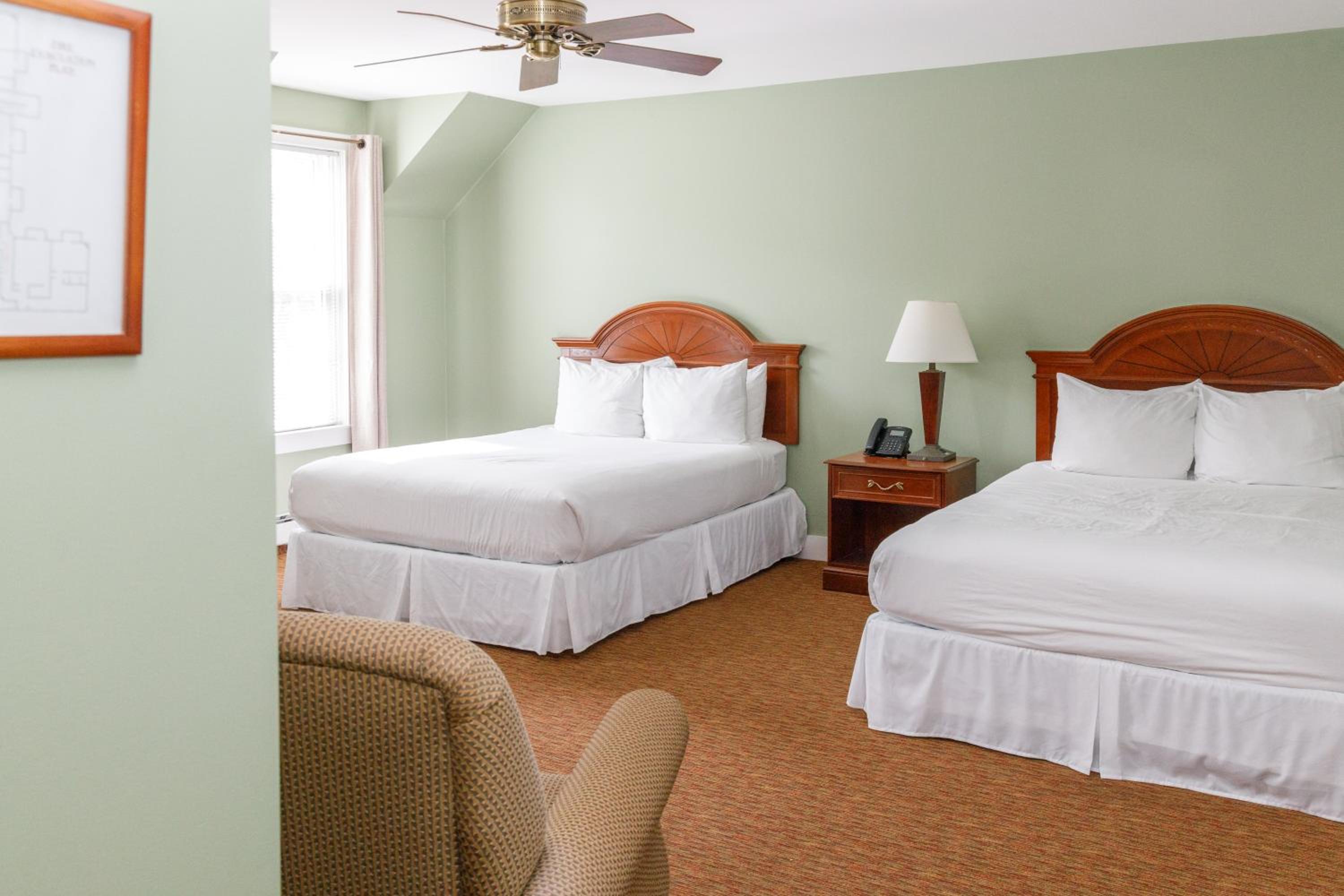 Queen Standard with 2 Queen Beds Compass Rose Building photo 1