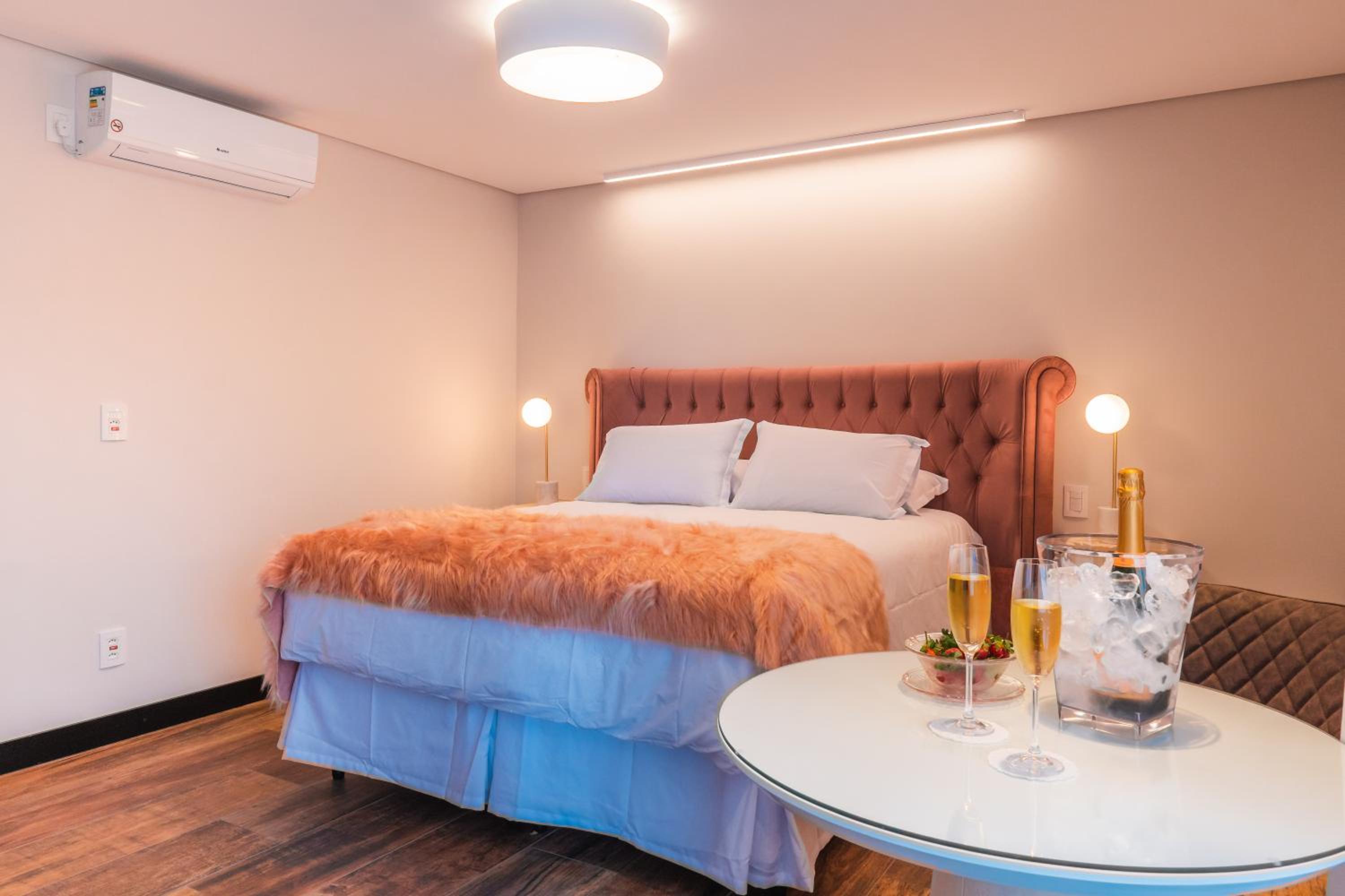 Queen Suite