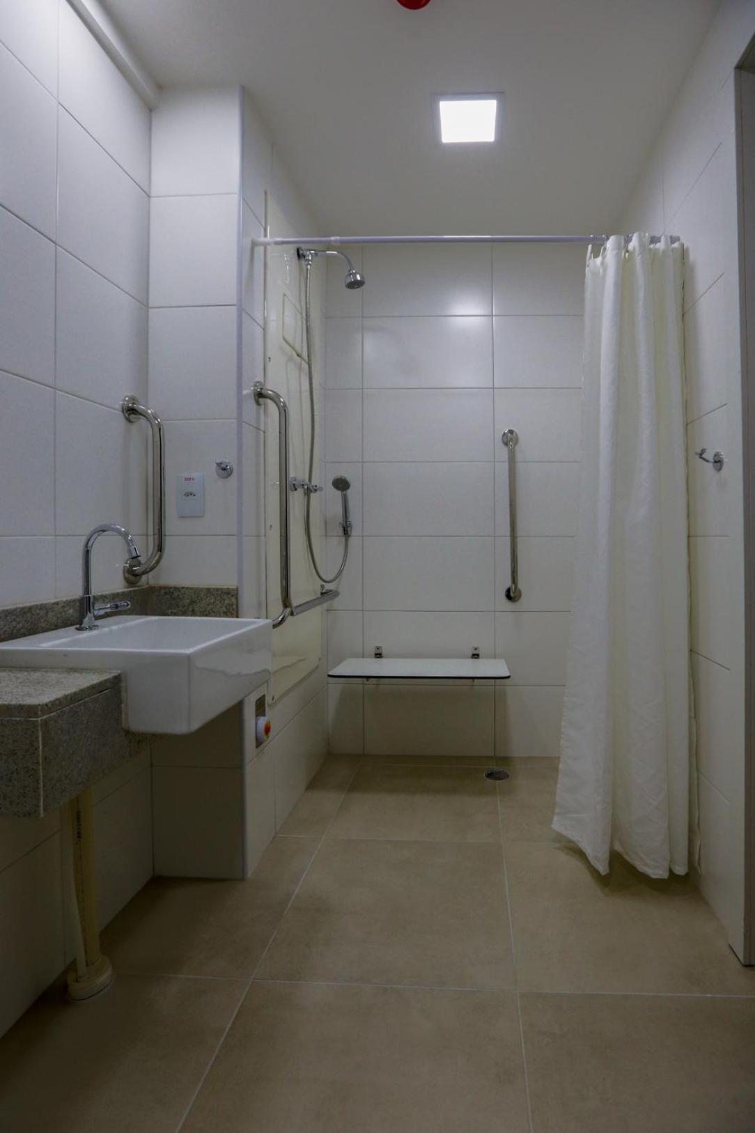 Double Room - Disability Access photo 3