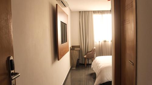 Single Room photo 3