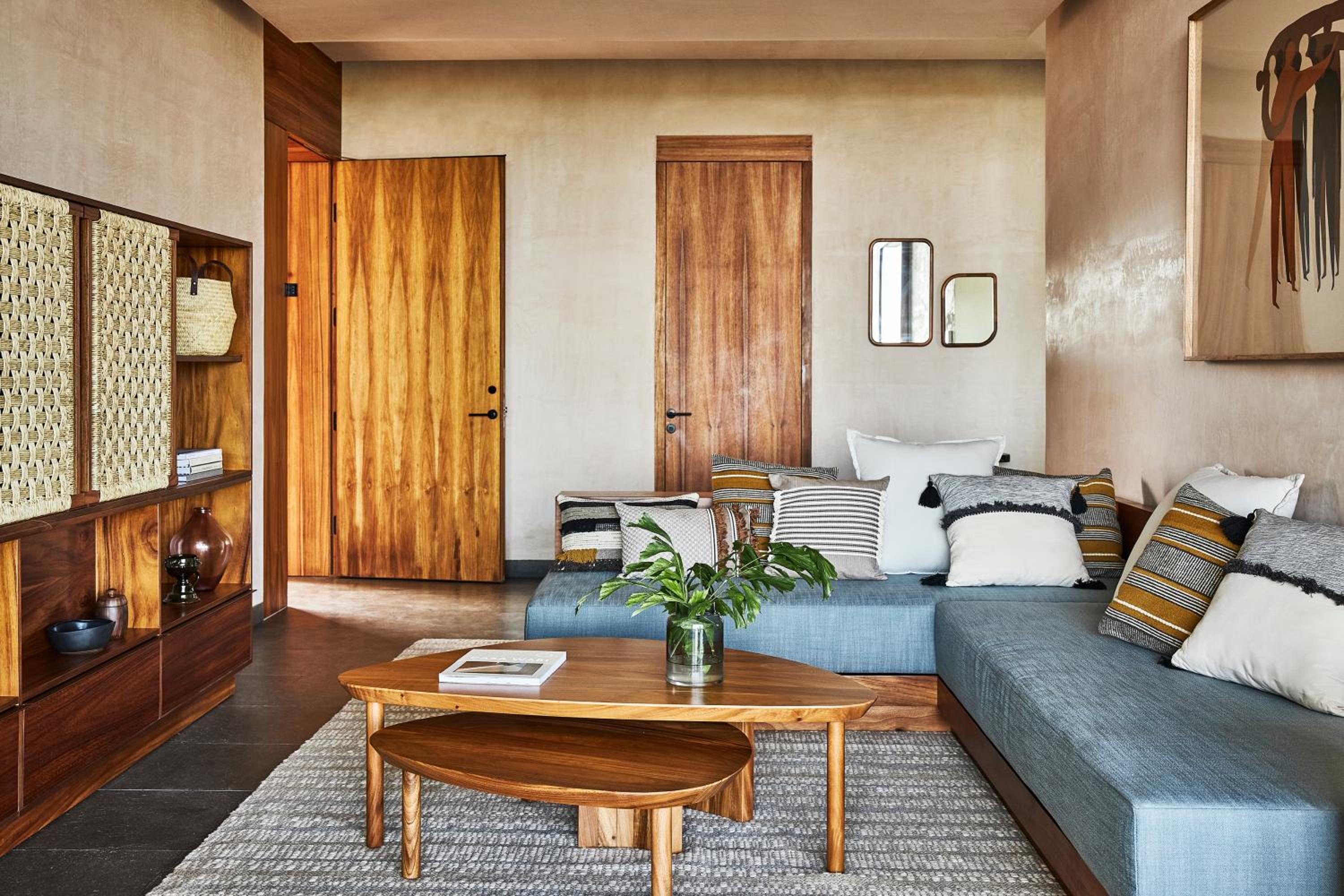 Deluxe King Suite - Photo 1