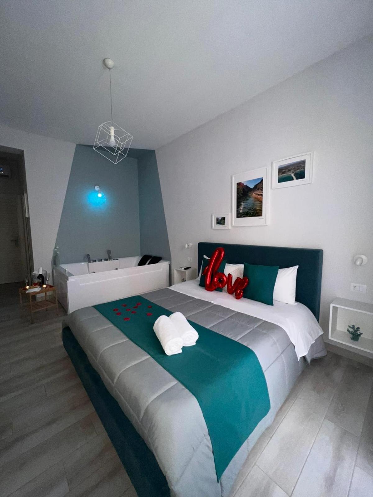 Double Room with Spa Bath